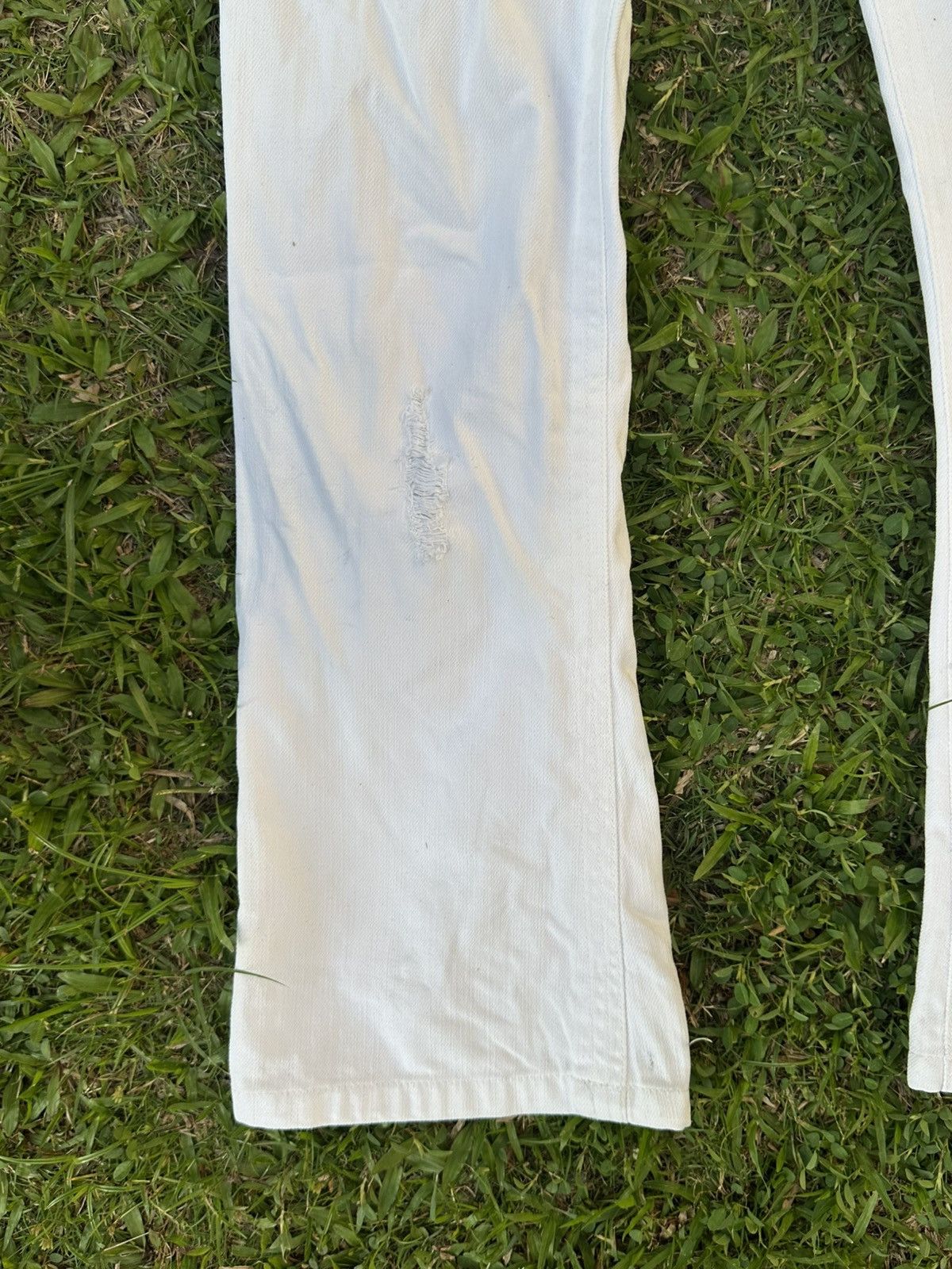 semanticdesign Semanticdesign Studded Pocket Flare White Denim Size US 30 / EU 46 - 16 Thumbnail