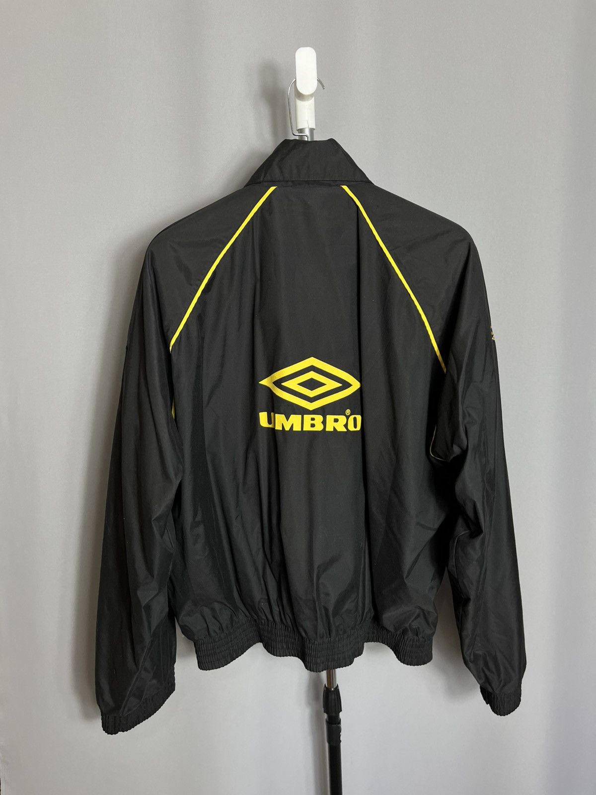 Umbro Retro Umbro Pro Training 90s track jacket black Size US L / EU 52-54 / 3 - 2 Thumbnail