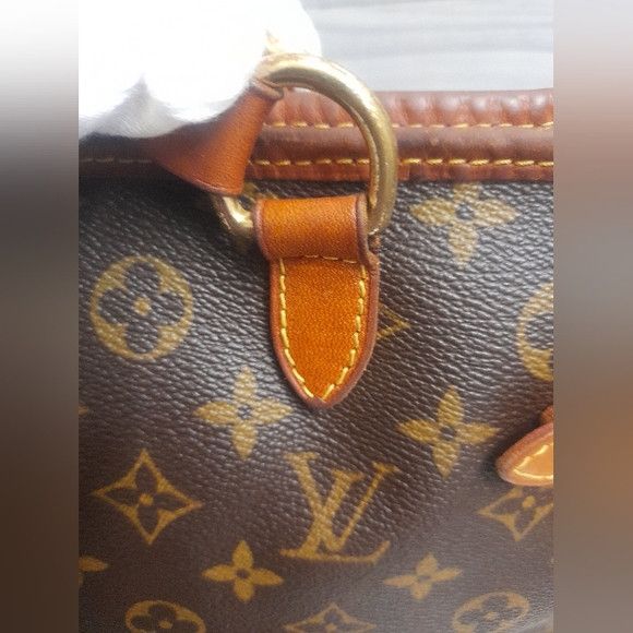 Louis Vuitton Louis Vuitton Monogram Batignolles Horizontal Shoulder Bag Size ONE SIZE - 4 Thumbnail