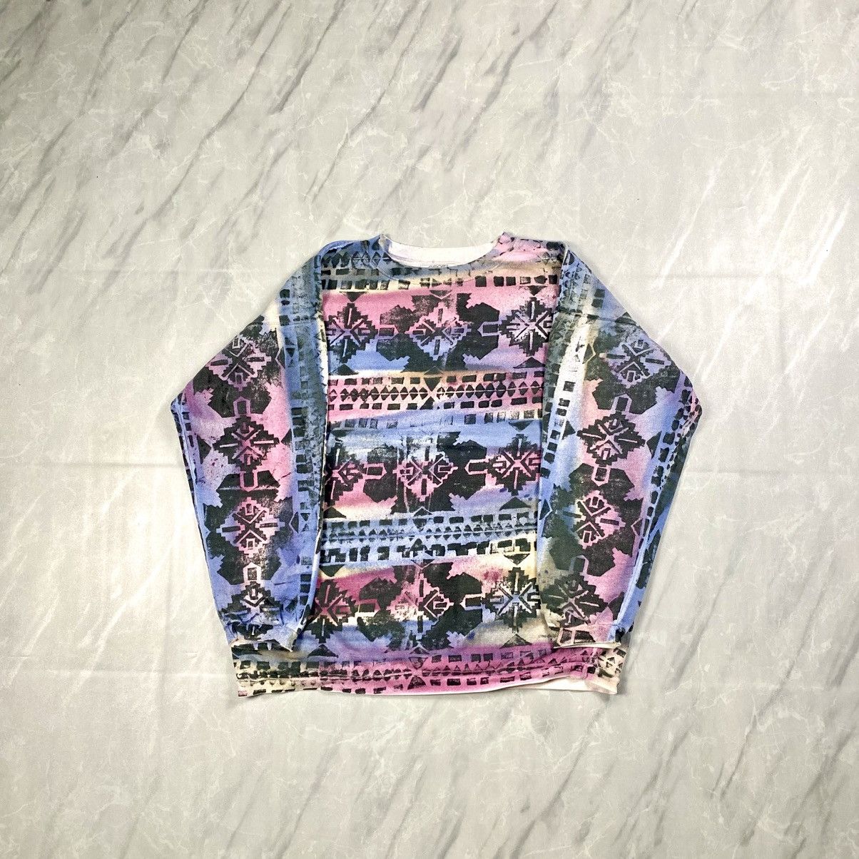 Cherokee Rare Vintage 90s Aztec Fullprint Arts Crewneck Size US L / EU 52-54 / 3 - 1 Thumbnail
