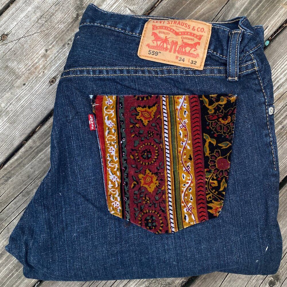 Levi's Vintage Levi Strauss Velvet Embroidered Jeans Size 34 / 32 Size US 34 / EU 50 - 1 Thumbnail