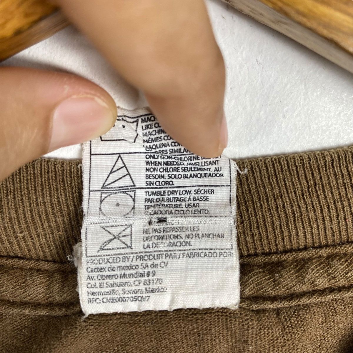 Vintage Vintage 00's Humor WARNING FLAMMABLE Fart Graphic Tee Shirt Size US S / EU 44-46 / 1 - 8 Thumbnail