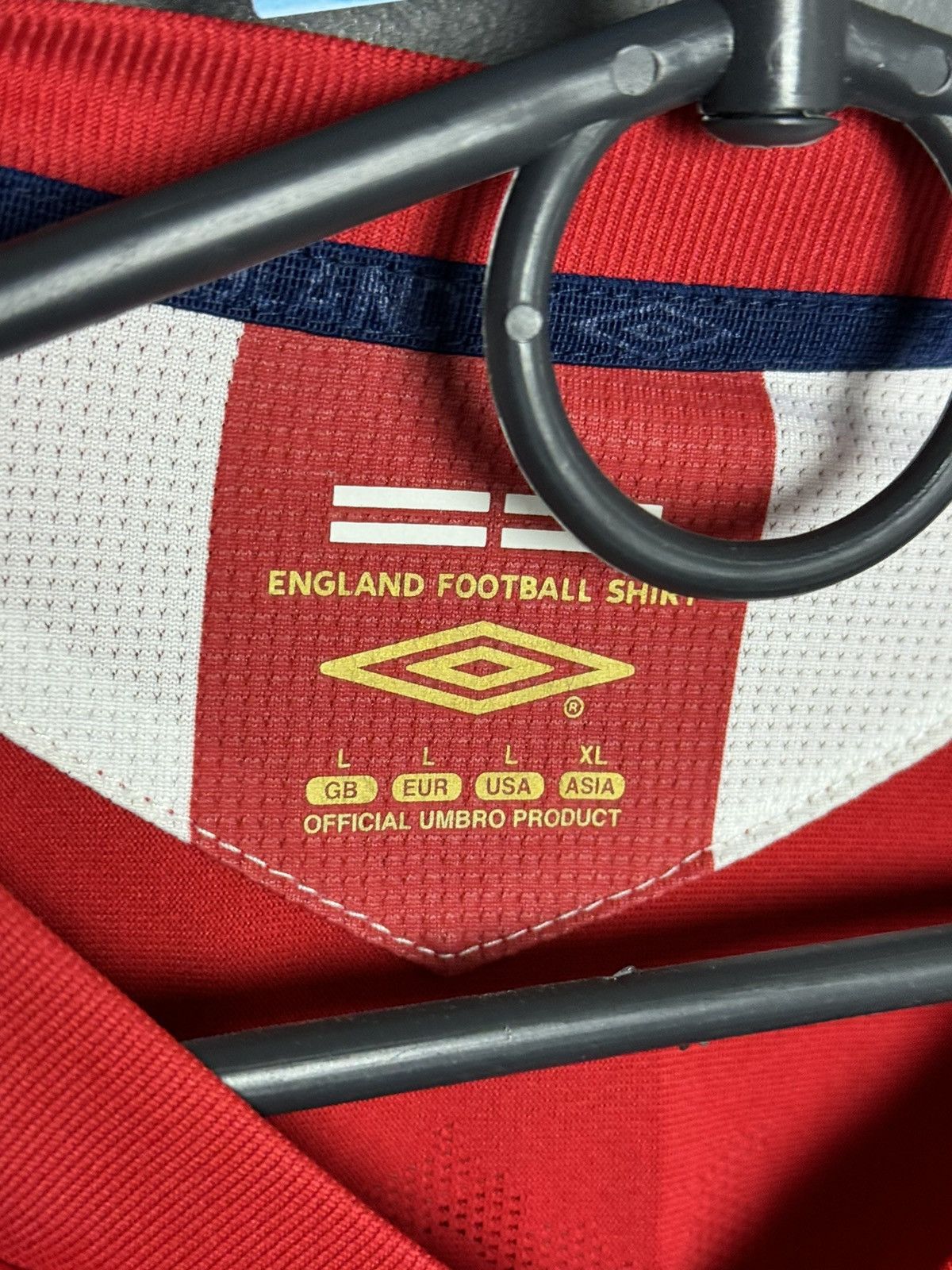 Umbro England National Team 06/08 Away Gerrard Football Jersey Size US L / EU 52-54 / 3 - 7 Thumbnail