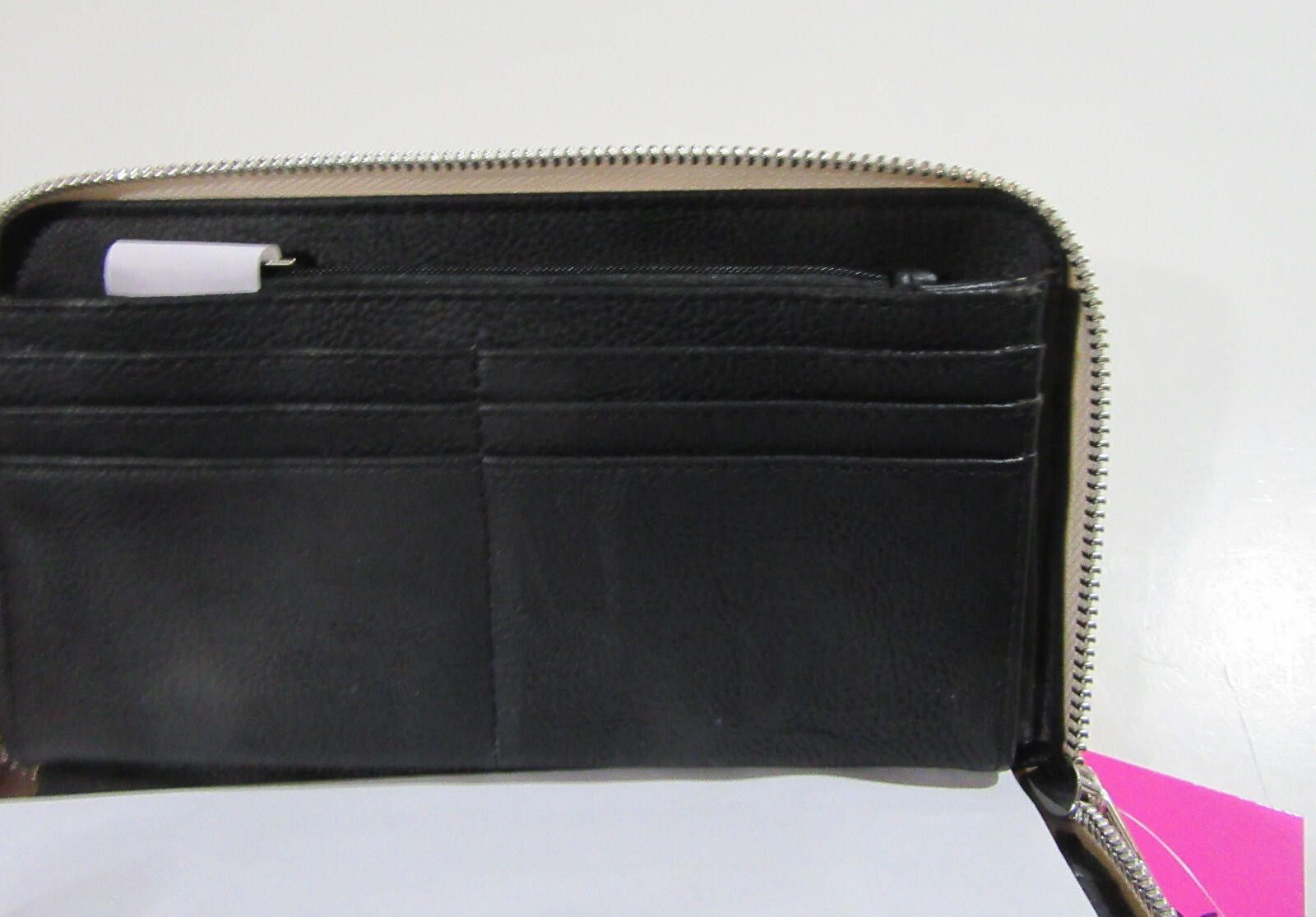 Designer Betsey Johnson Zip Around Wallet Yellow Multi Floral Pattern Size ONE SIZE - 6 Thumbnail
