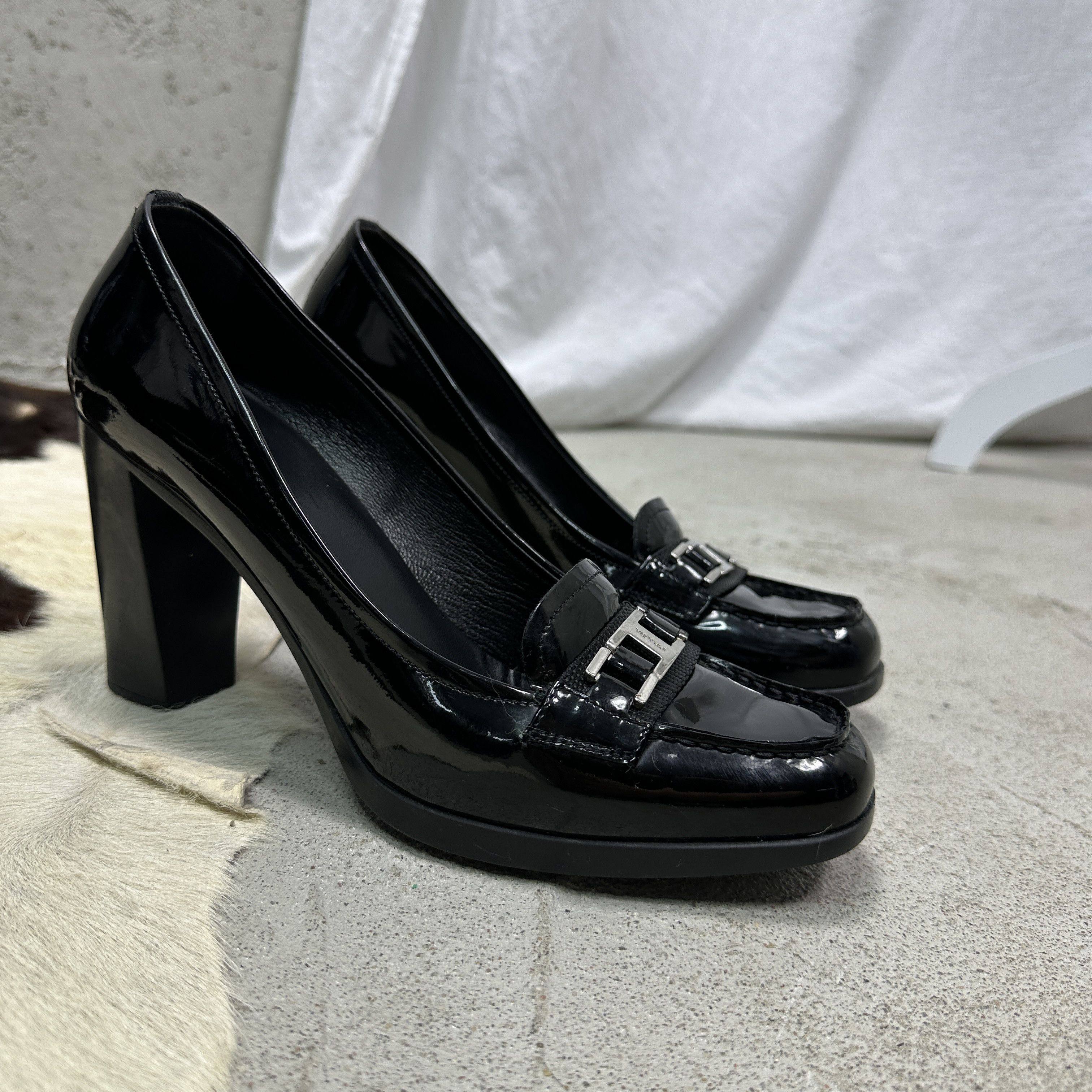 Prada Vintage Avant Garde Old Money Prada Heeled Mocassins Y2K Size US 9 / IT 39 - 6 Thumbnail