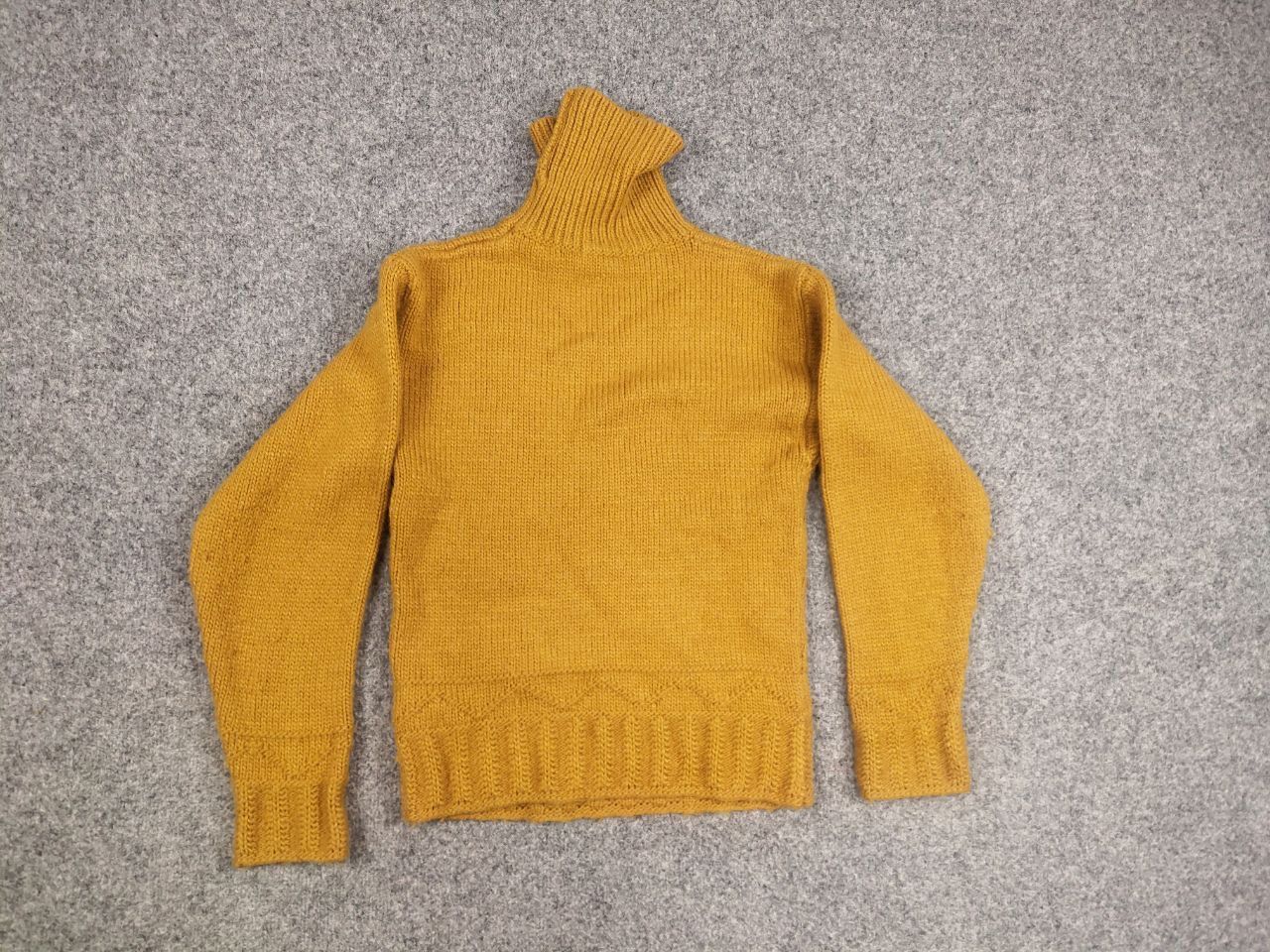 JW Anderson × Uniqlo JW Anderson x Uniqlo Wool Blend Knit Yellow Womens Sweater Size S / US 4 / IT 40 - 14 Thumbnail