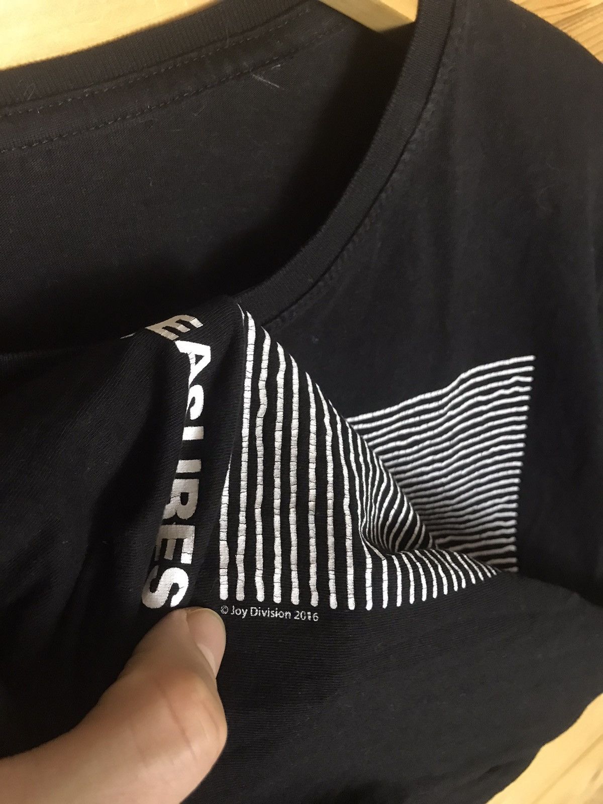 Vintage Joy Division unknown pleasures t shirt Size US M / EU 48-50 / 2 - 5 Thumbnail