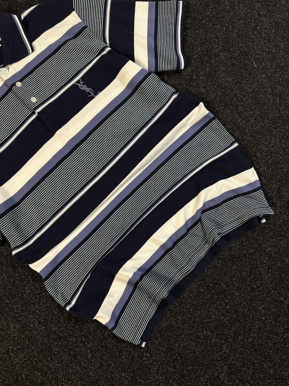 Yves Saint Laurent Yves Saint Laurent Striped Polo Shirt Size M Navy White 9/10 Size US M / EU 48-50 / 2 - 5 Thumbnail