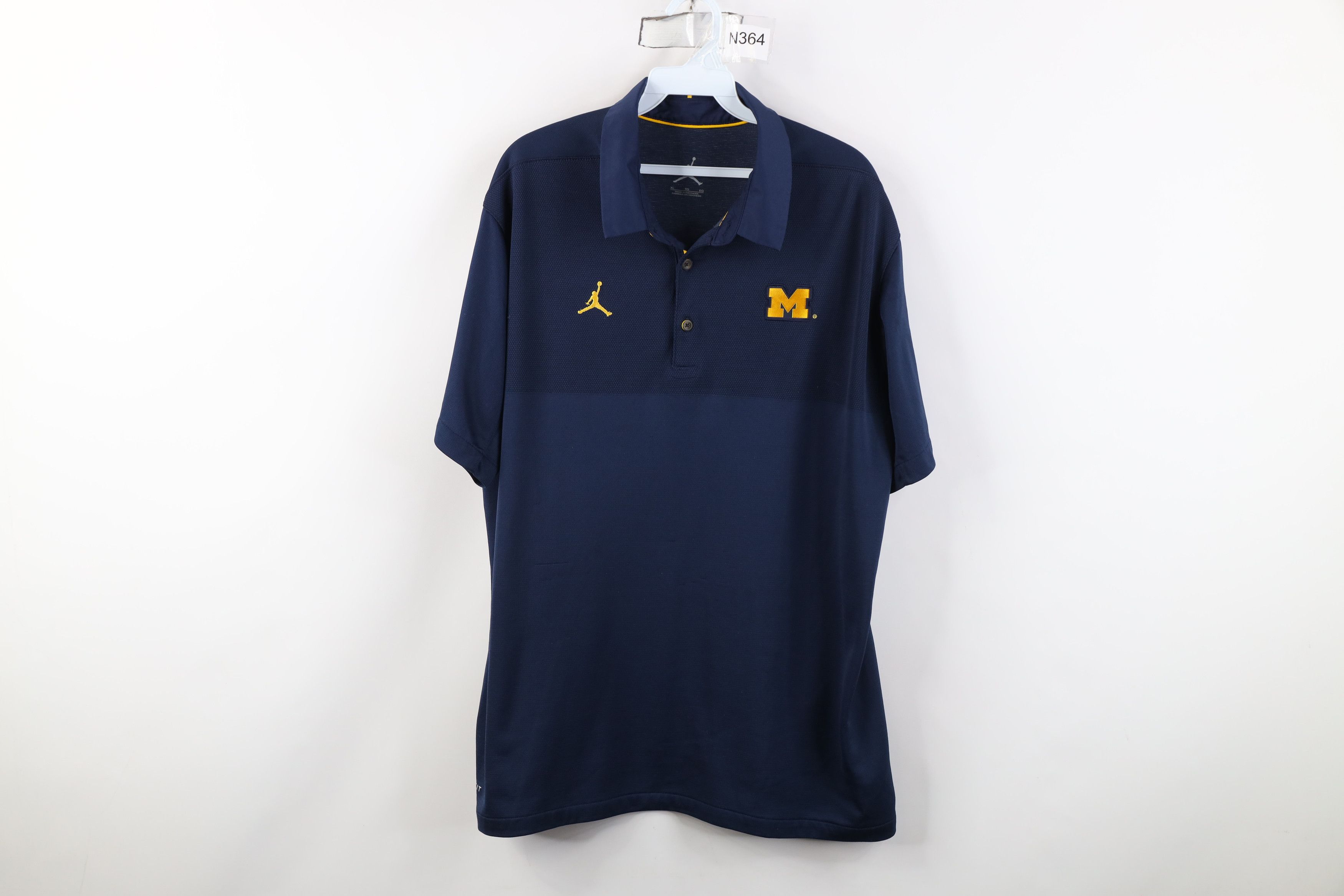 Nike Nike Air Jordan University of Michigan Football Polo Shirt Size US XL / EU 56 / 4 - 1 Thumbnail