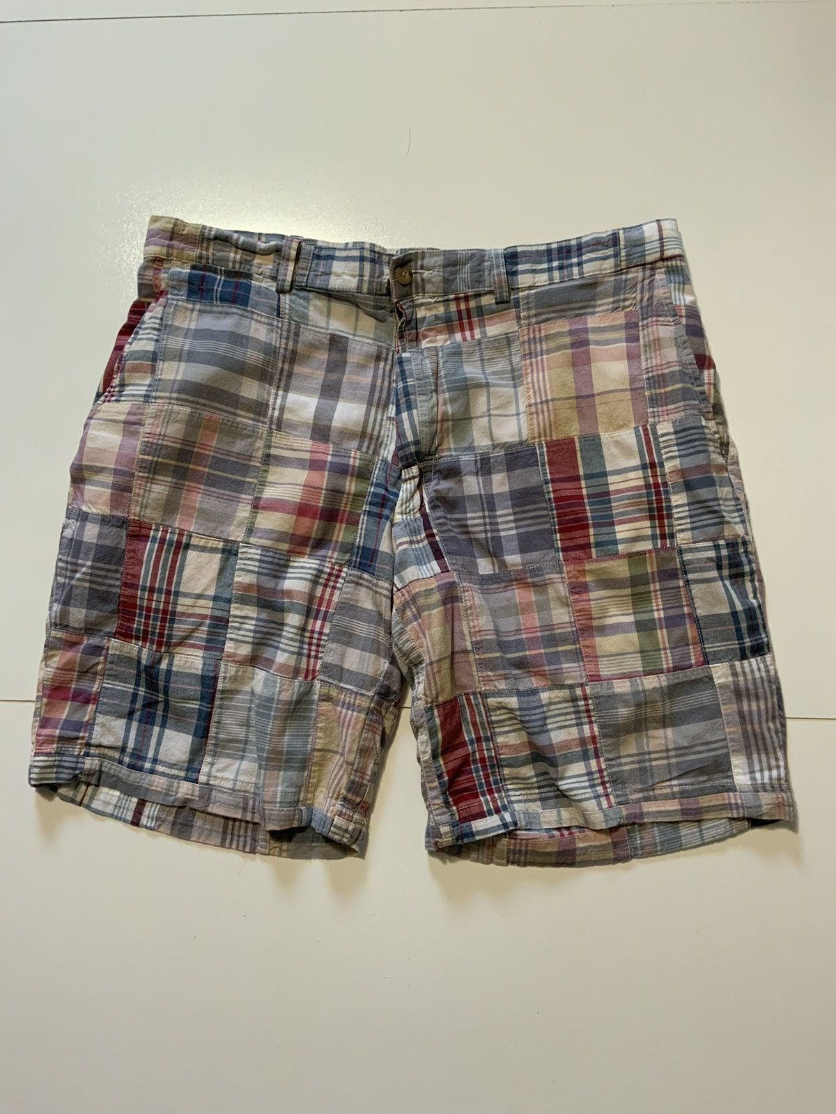 Polo Ralph Lauren Polo Ralph Lauren Patchwork Plaid Flat Front Classic Shorts Size US 36 / EU 52 - 1 Thumbnail
