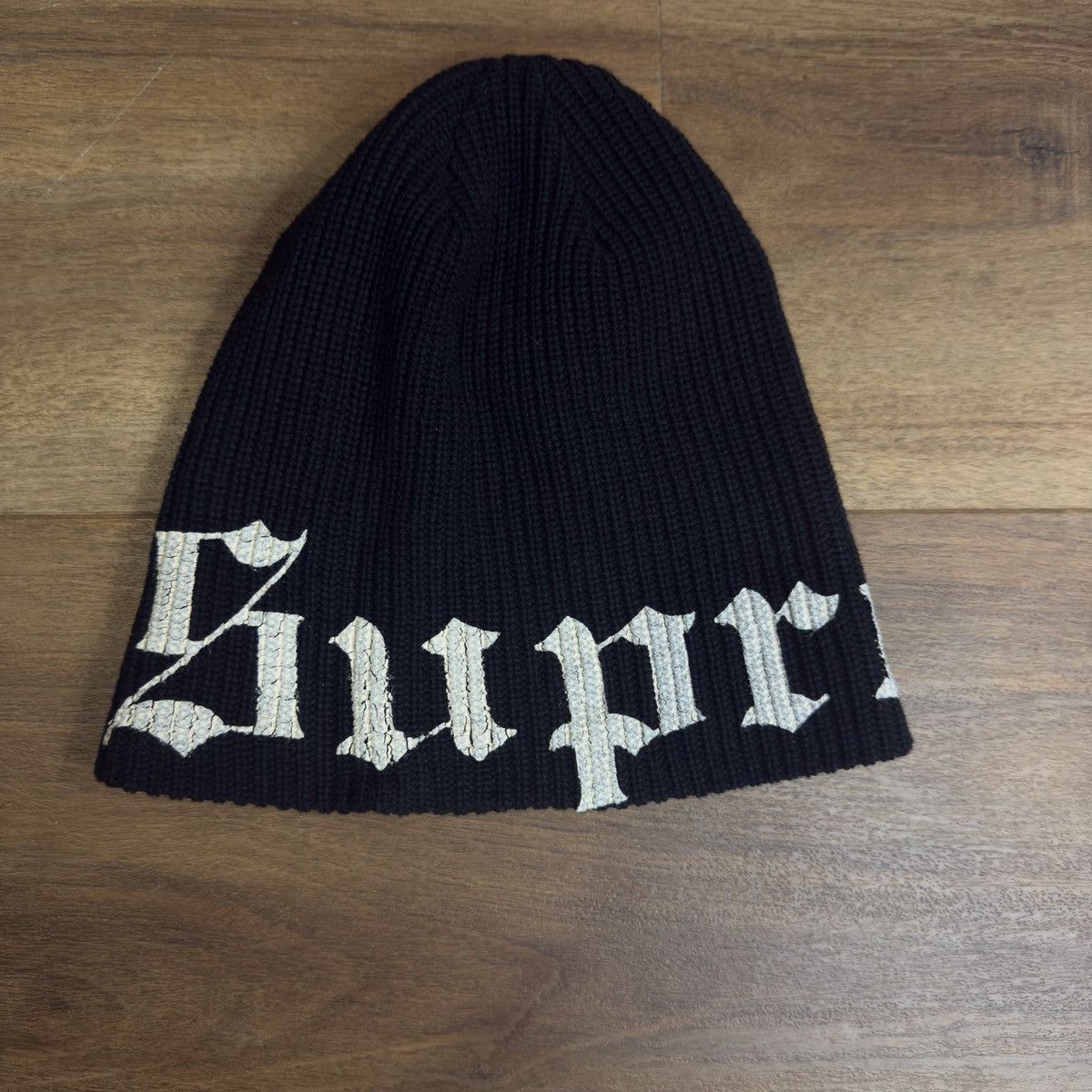 黒 Supreme Yarn Applique Beanie Black s-l400.jpg