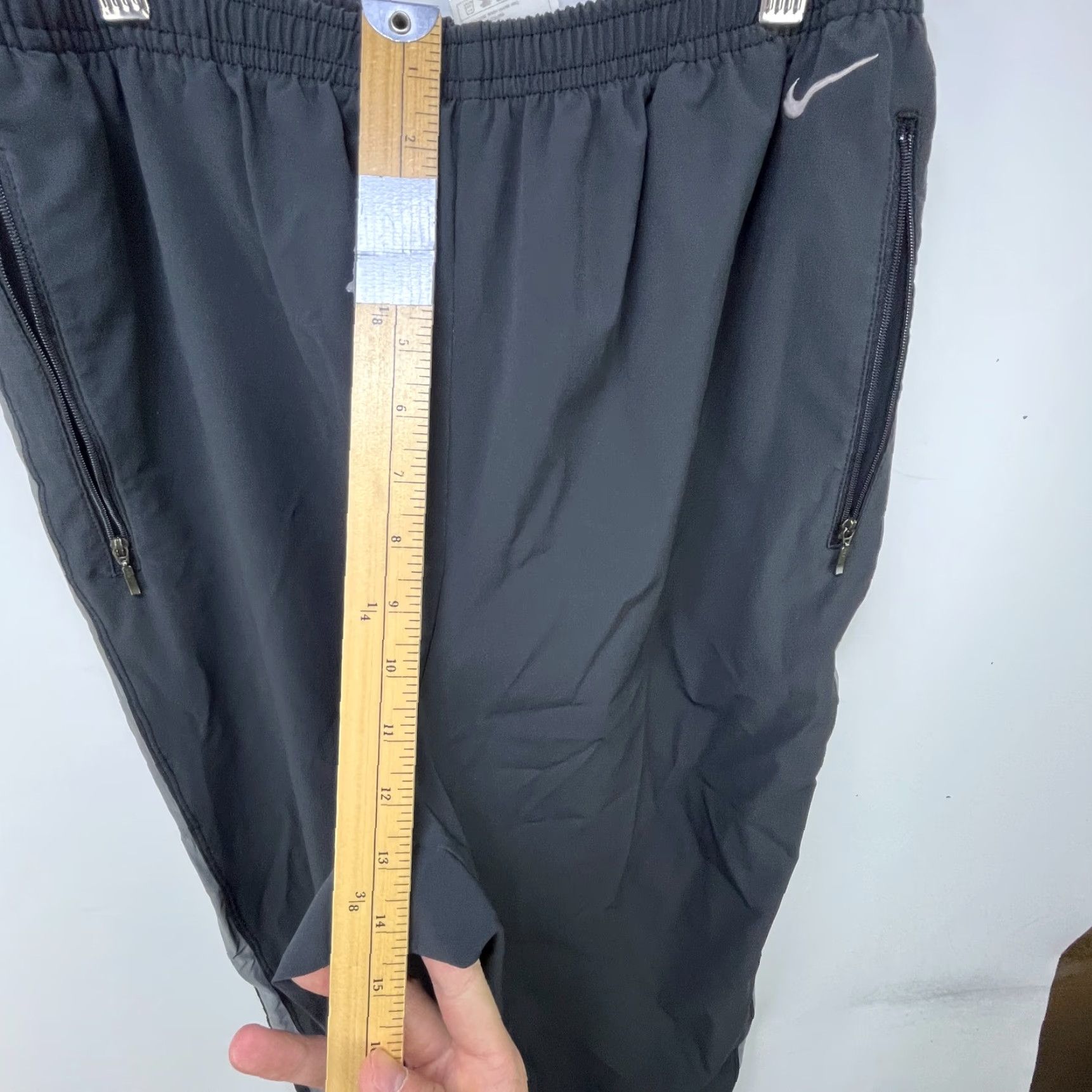 Nike VINTAGE Nike Windbreaker Baggy Track Pants L Black 90s Mens Cargo Pockets Logo Size US 33 - 6 Thumbnail