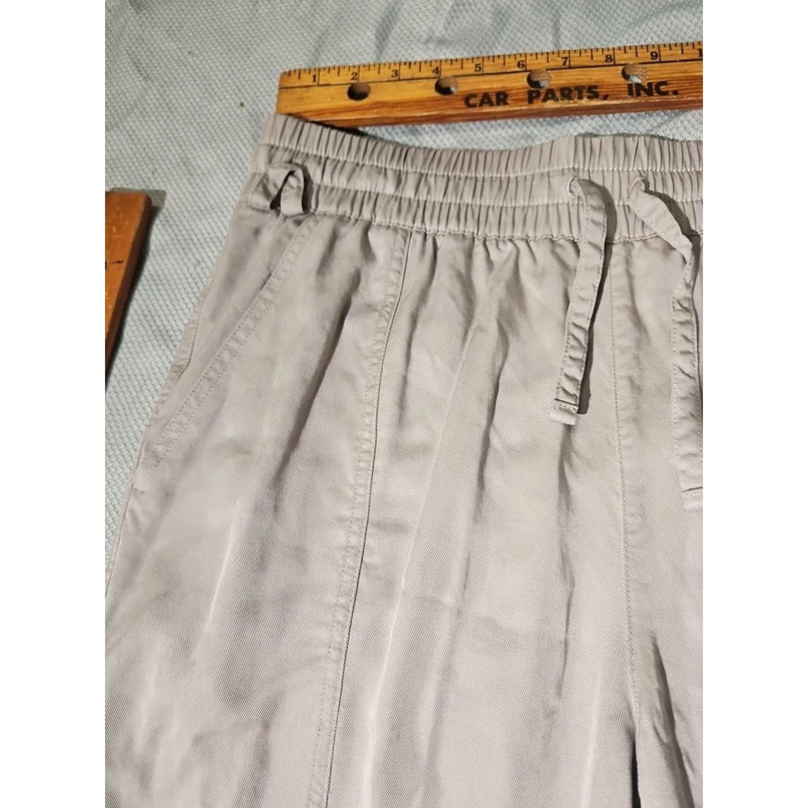 Athleta Athleta Pants Womens Large Beige Celestial High Rise Utility Cargo Baggy Relaxed Size 36" / US 14 / IT 50 - 3 Thumbnail