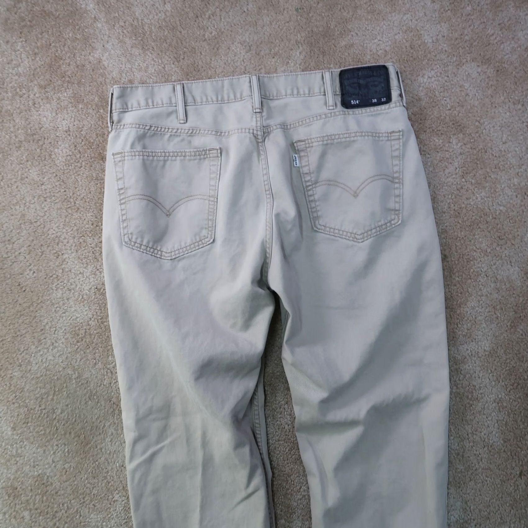 Levi's Levi’s 514 Jeans Men 38x32 Slim Straight Leg Denim Beige 5-Pocket Zip Inseam 32 Mid Rise Regular Size Type Jeans Mens 514 Straight Beige Denim Size US 38 / EU 54 - 7 Thumbnail