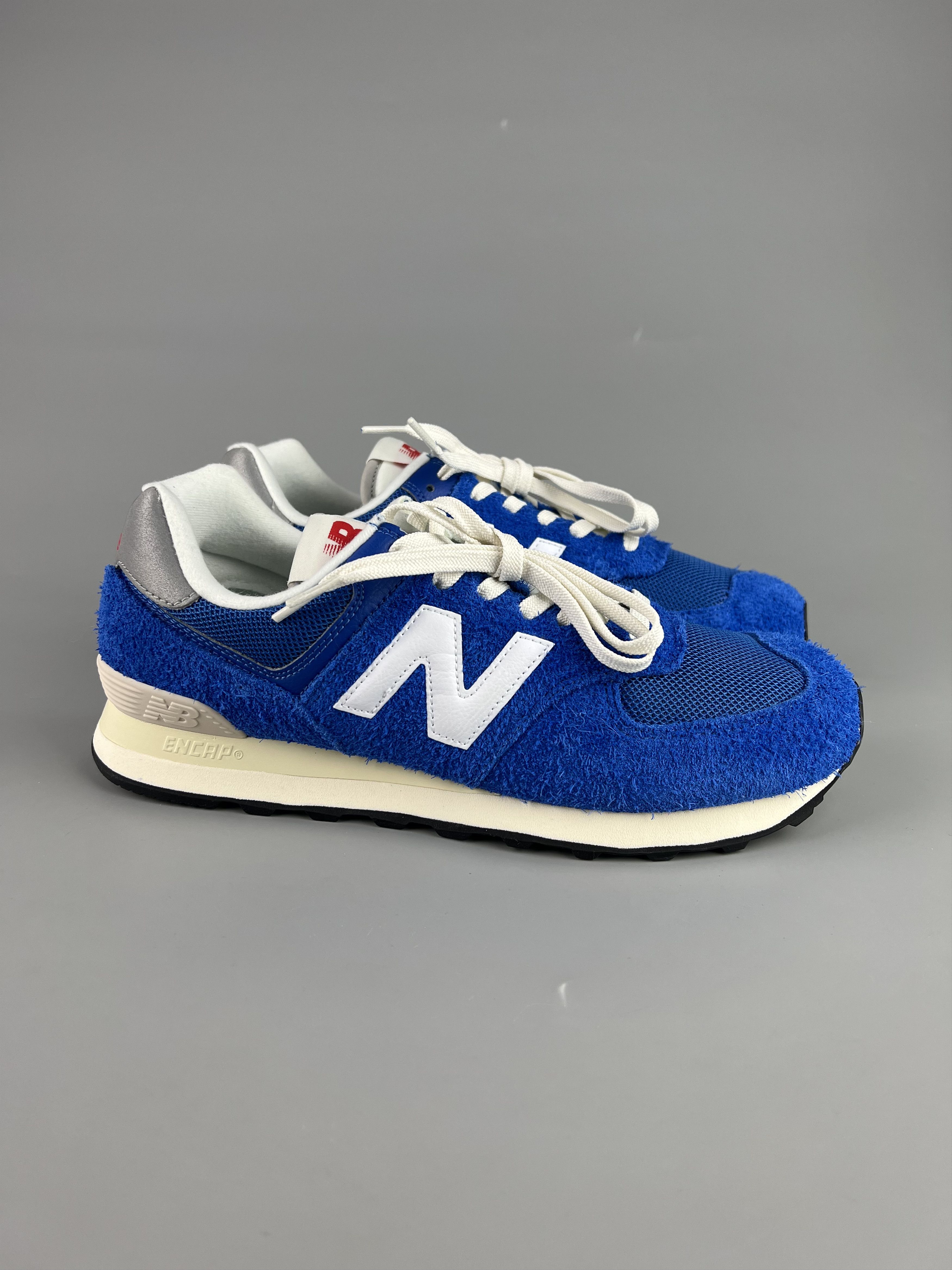 New Balance US9.5 New Balance 574 Men's Casual Athletic Sneakers Size US 9.5 / EU 42-43 - 1 Thumbnail