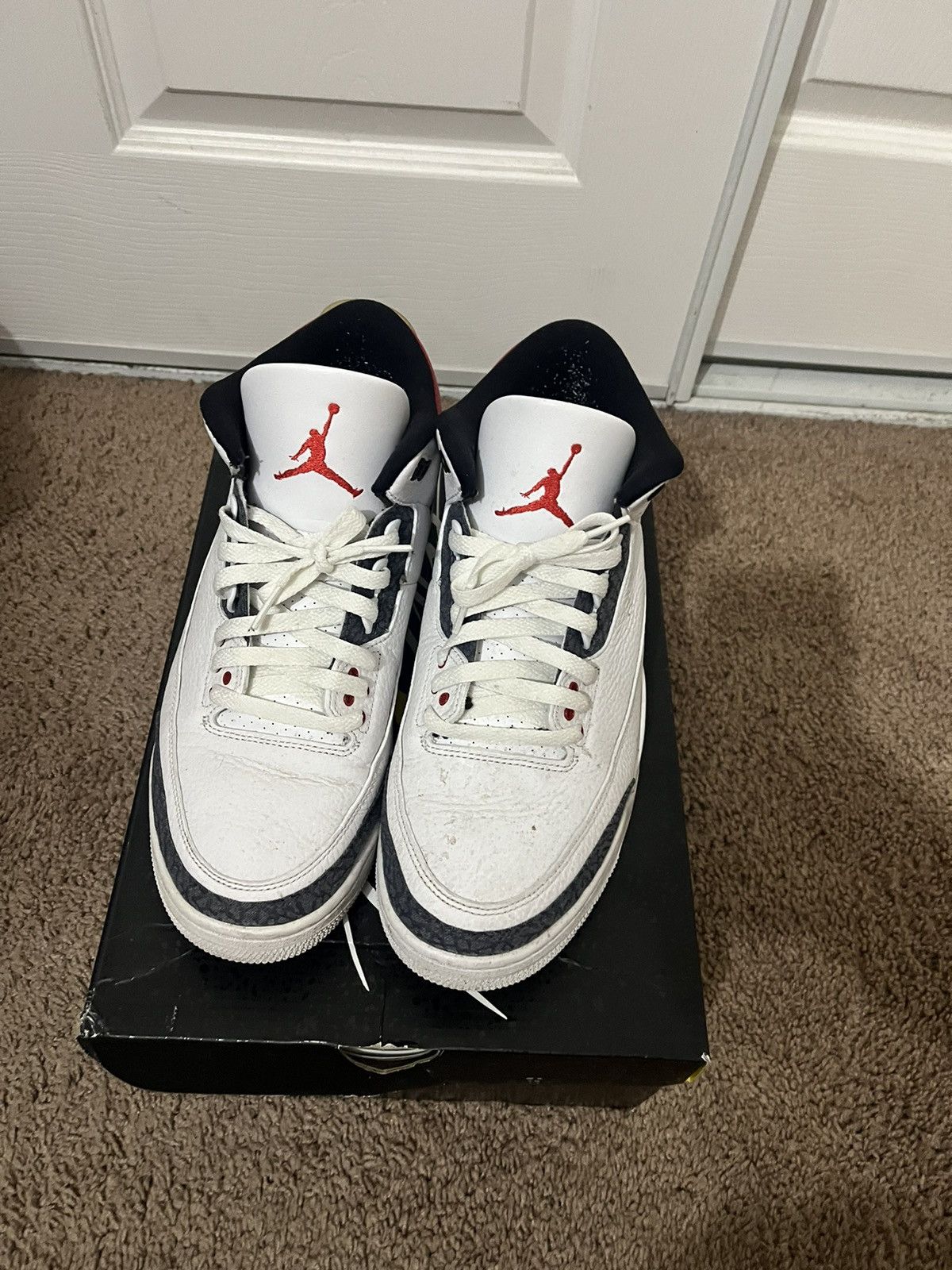 Jordan Brand × Nike Jordan 3 Denim SE Fire Red Size US 10.5 / EU 43-44 - 3 Thumbnail