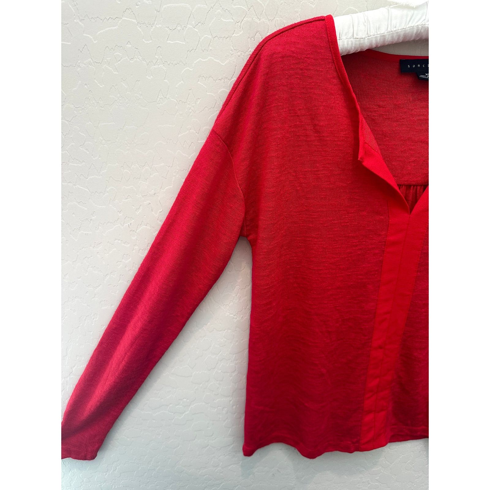 Sanctuary SANCTUARY | Hanna Red Lightweight Split Neck Long Sleeve Top Size XS / US 0-2 / IT 36-38 - 3 Thumbnail