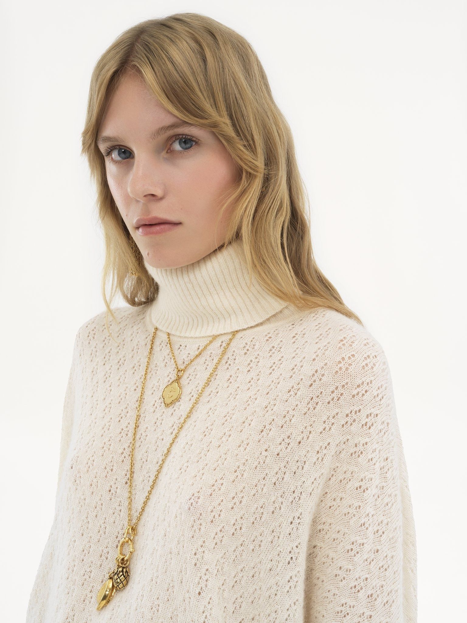 Chloe o1loc1c11125 Generous Turtleneck Sweater in Iconic Milk Size S / US 4 / IT 40 - 5 Thumbnail