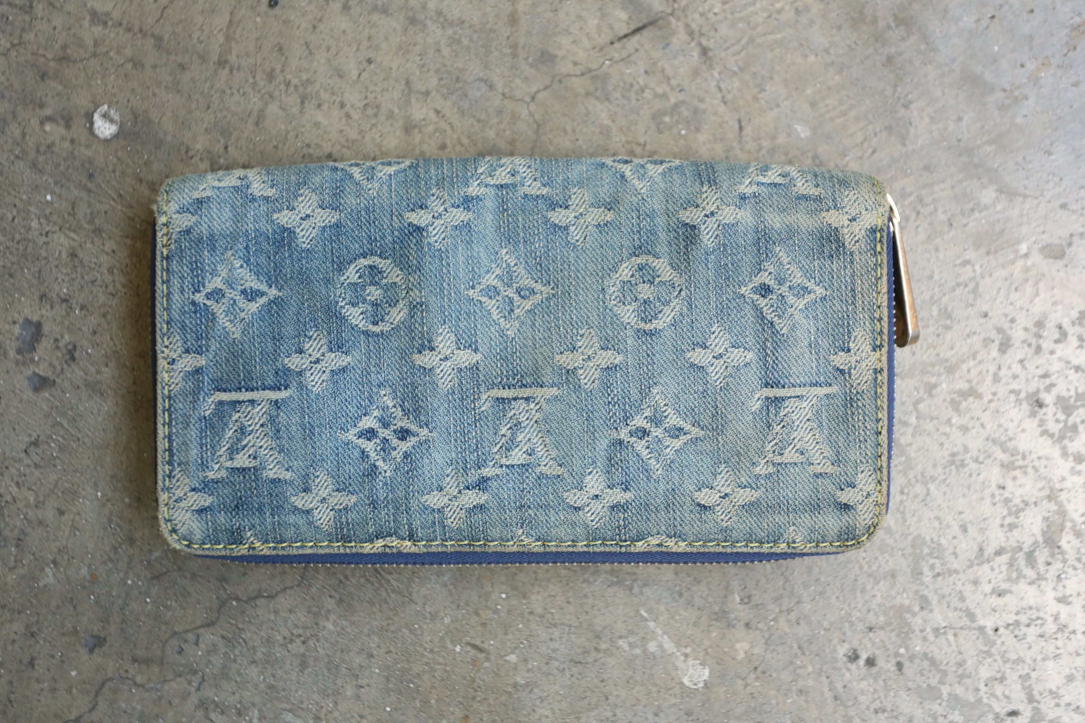 Louis Vuitton Louis Vuitton - MJ - 2007 - Monogram Denim Zippy Wallet Size ONE SIZE - 1 Thumbnail