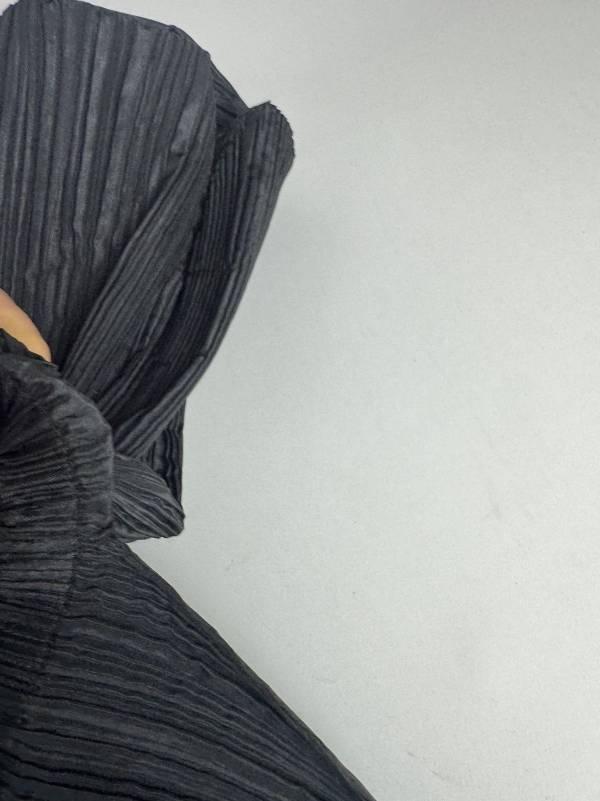 Issey Miyake Vintage Issey Miyake Plissee Bag Black Size ONE SIZE - 11 Thumbnail