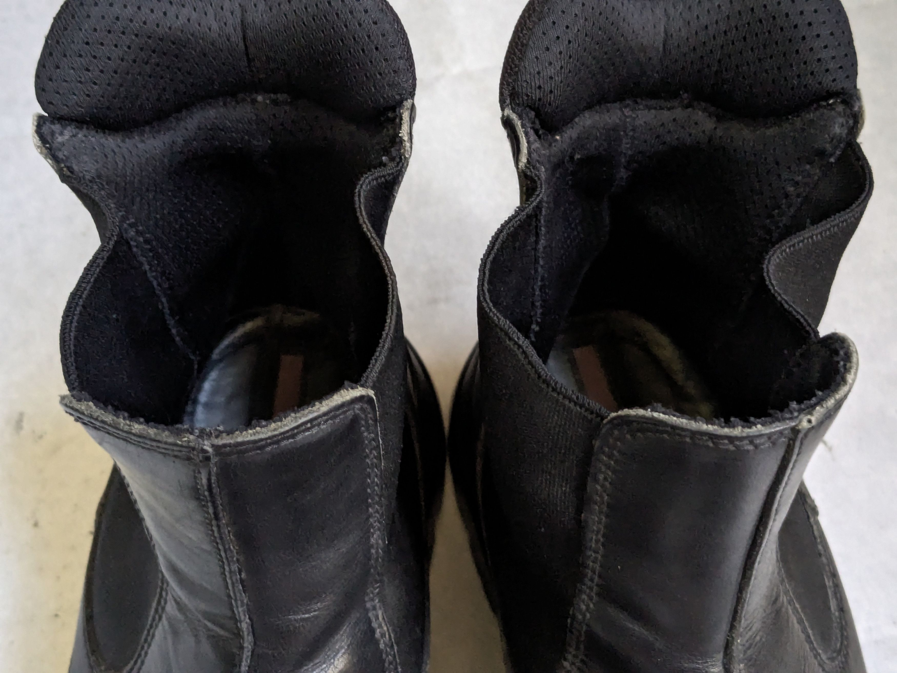Prada Prada Chelsea Boots Black Leather 10 Y2K Chunky Rubber Size US 10 / EU 43 - 6 Thumbnail