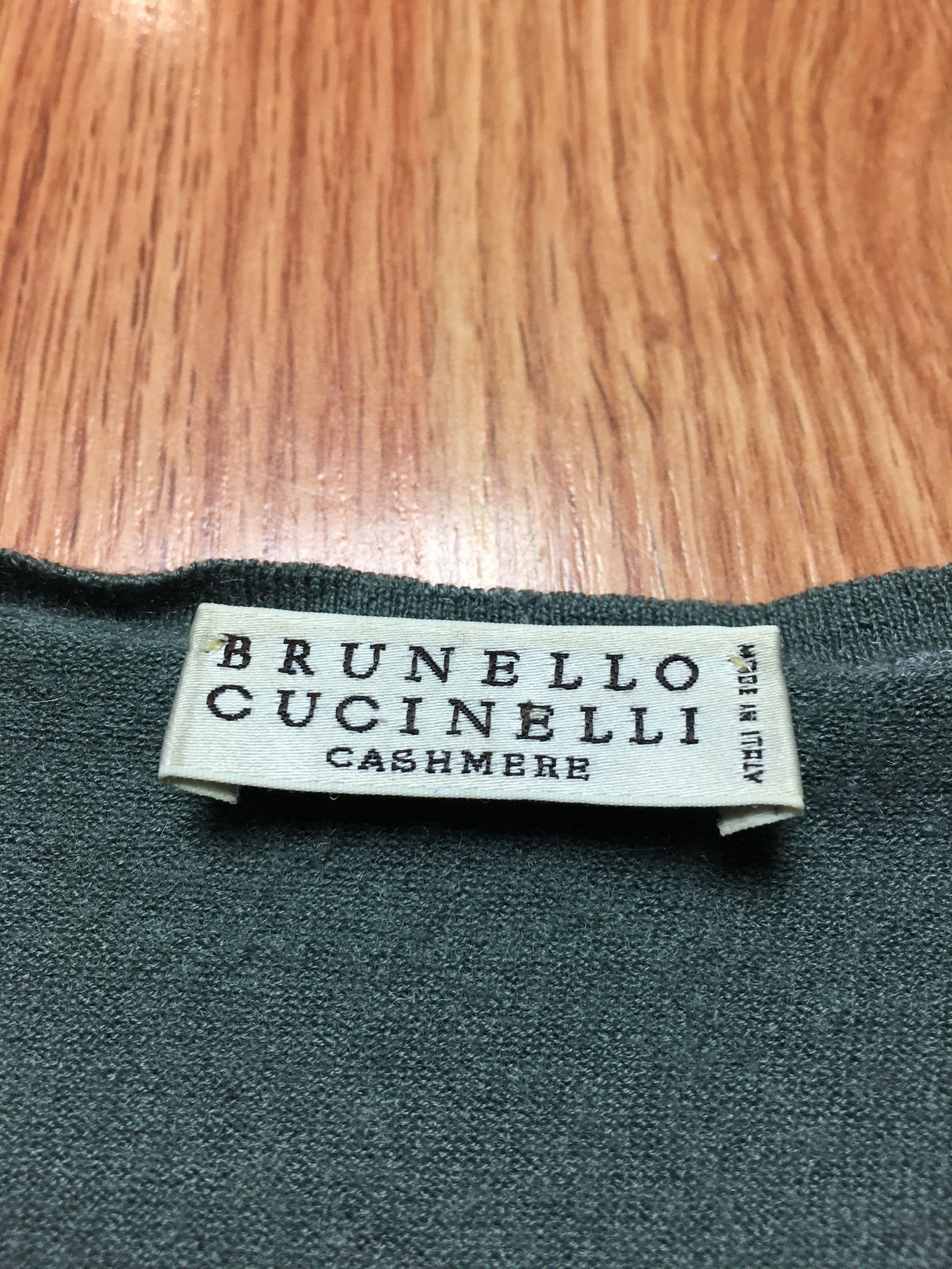 Brunello Cucinelli Brunello Cucinelli Cashmere V-Neck Sweater EU M/ US L Size L / US 10 / IT 46 - 9 Thumbnail