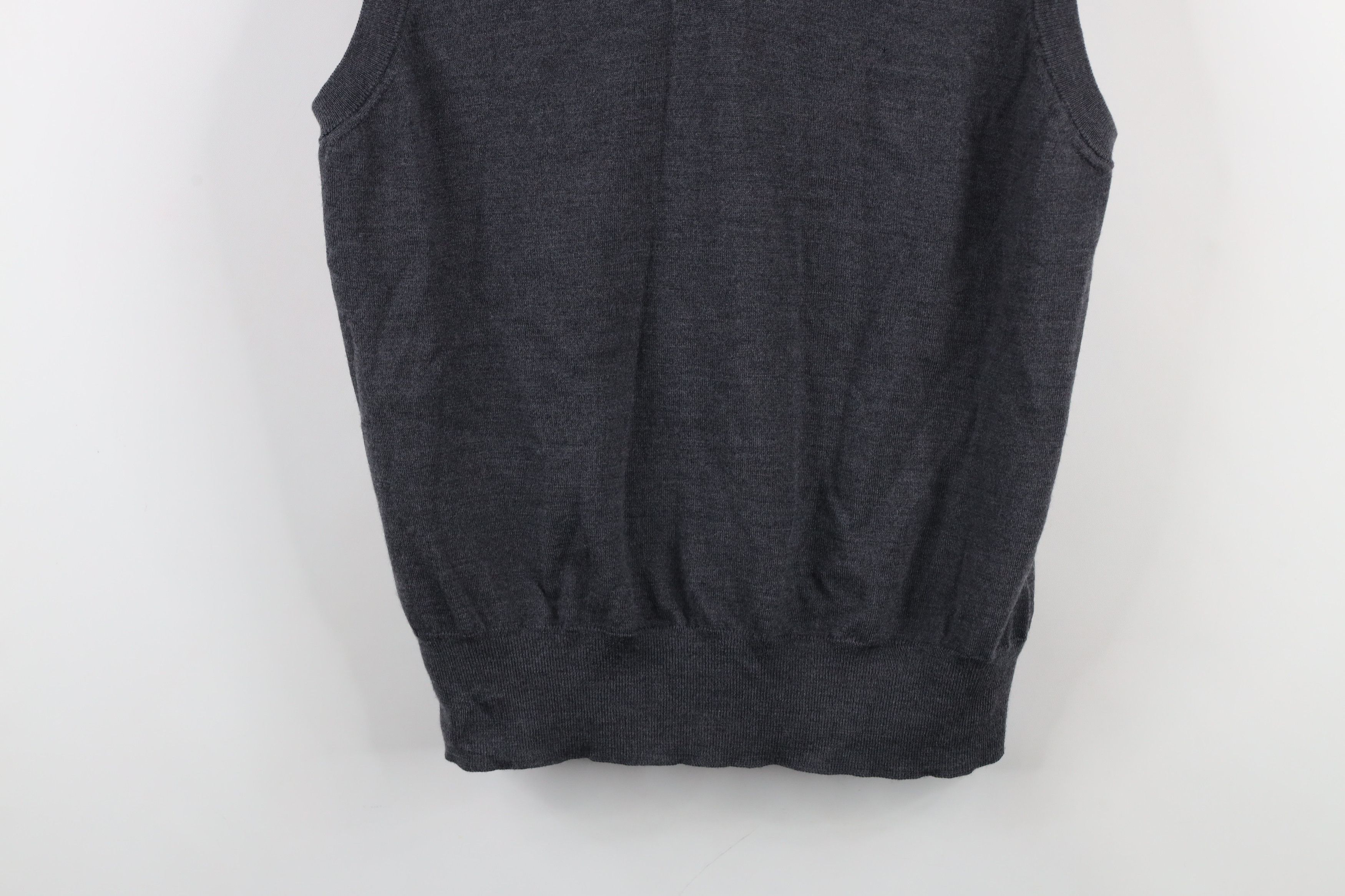 Brooks Brothers × Vintage Vintage Brooks Brothers Merino Wool Knit Sweater Vest Gray Size US L / EU 52-54 / 3 - 3 Thumbnail