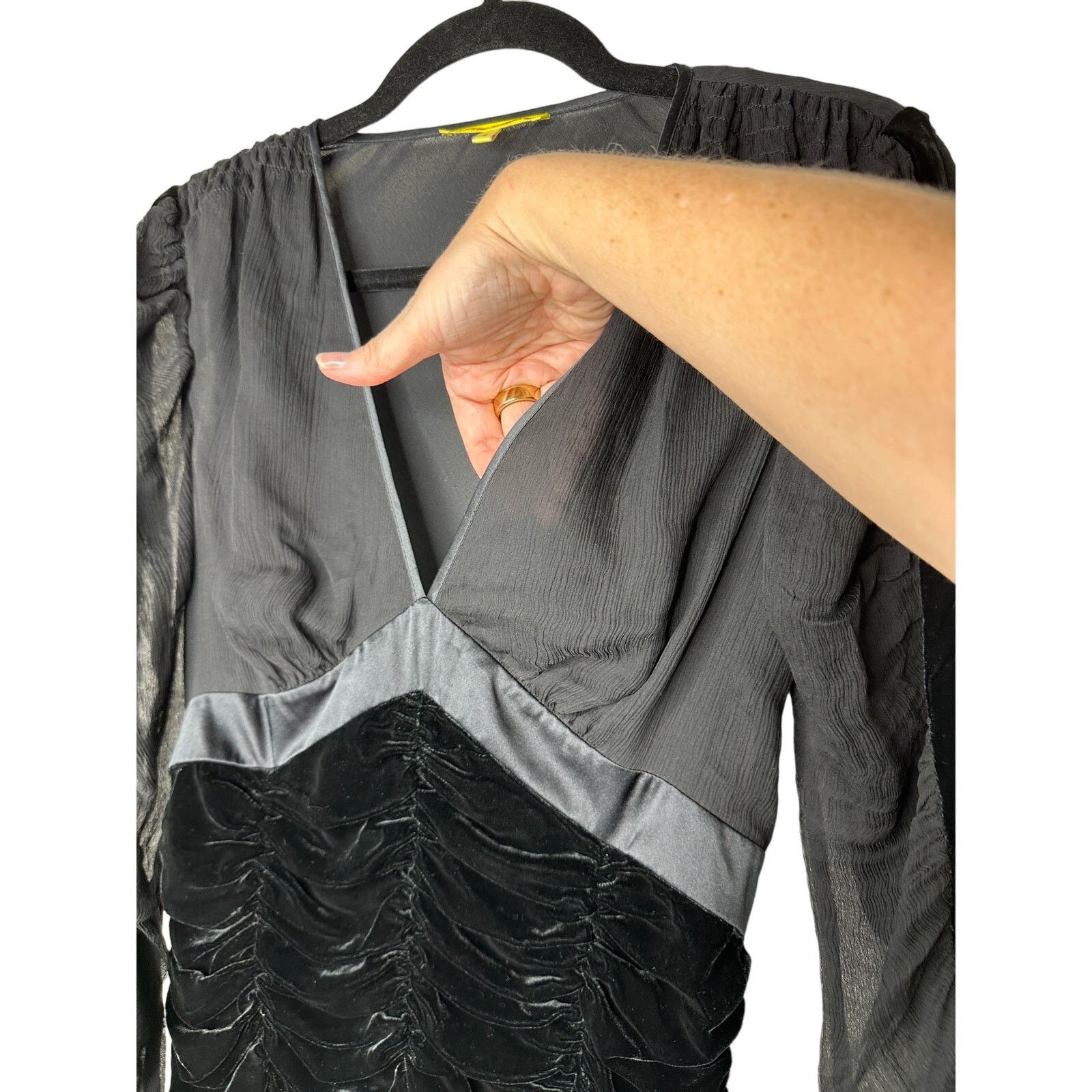 Other Catherine Malandrino Black Deep-V Satin 3/4 Sleeve Blouse S Size S / US 4 / IT 40 - 4 Thumbnail