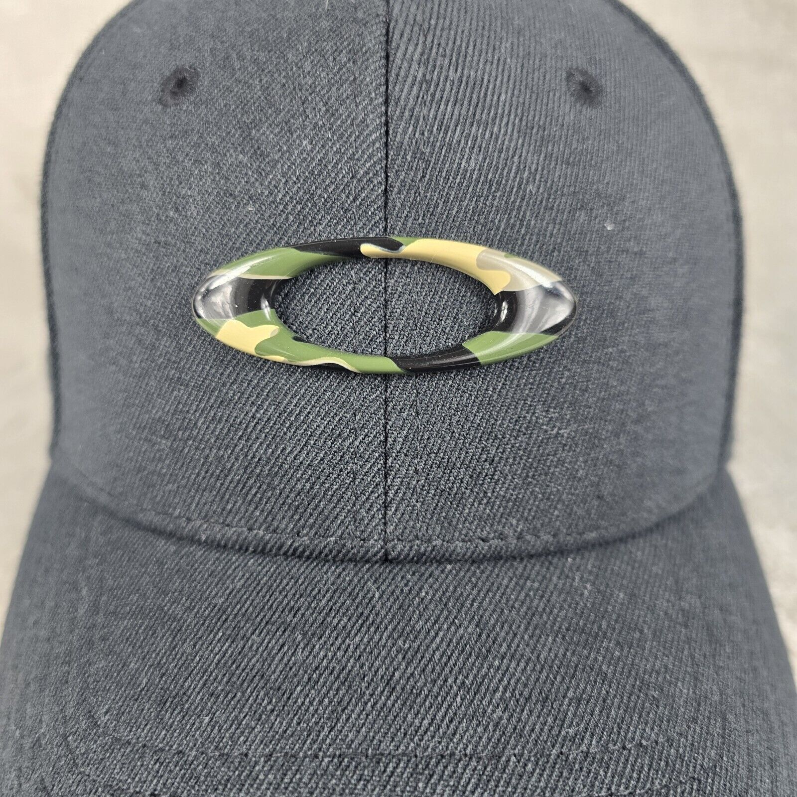 Oakley OAKLEY Performance Fit Tincan Camo Logo Stretch Fit Golf Hat Size ONE SIZE - 3 Thumbnail