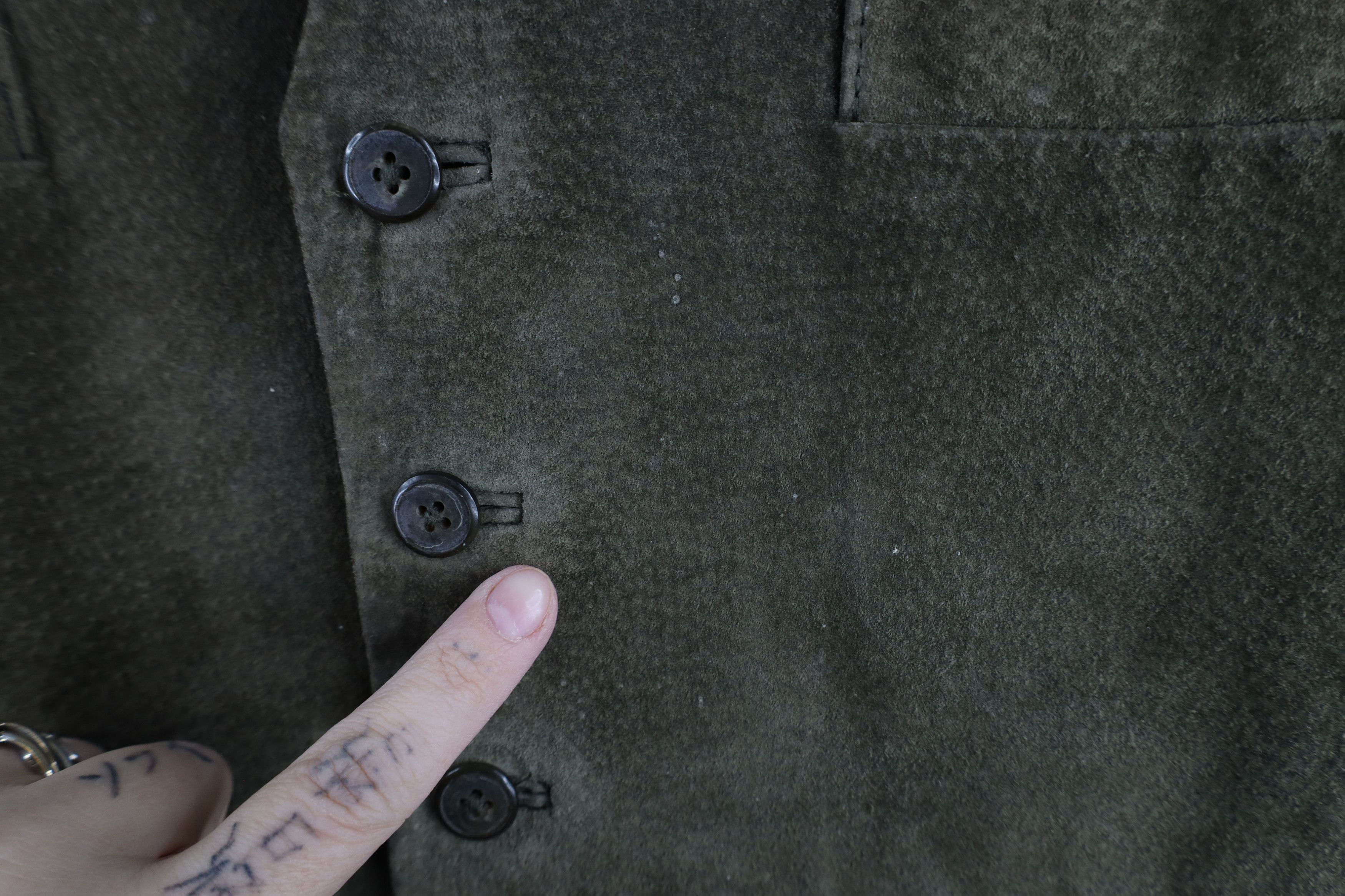 Vintage Vintage 90s Streetwear Suede Leather Buckle Back Vest Green Size US XL / EU 56 / 4 - 5 Thumbnail