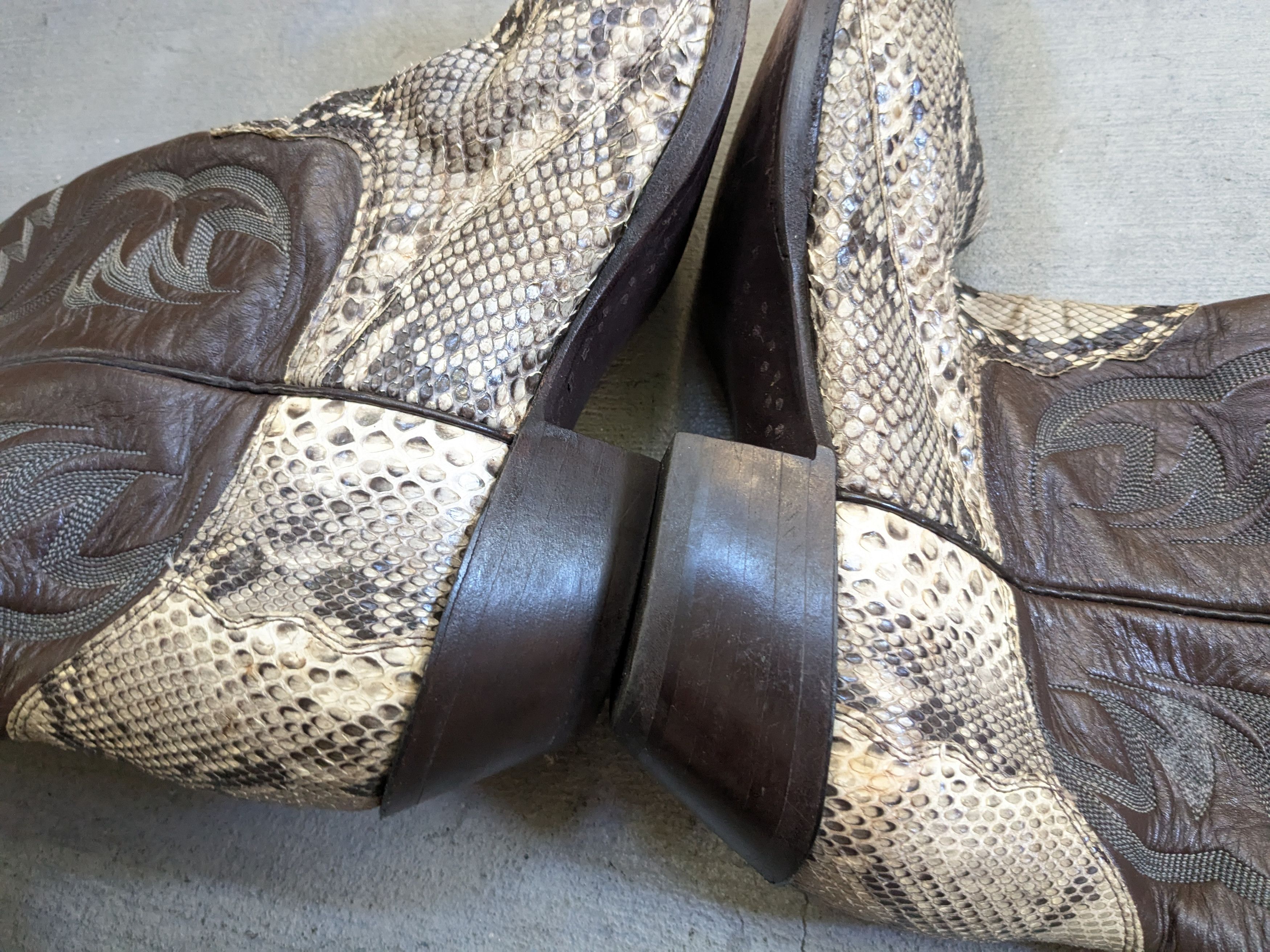 Nocona Boots Nocona Snakeskin Cowboy Boots Leather 10.5 D Python USA Size US 10.5 / EU 43-44 - 9 Thumbnail