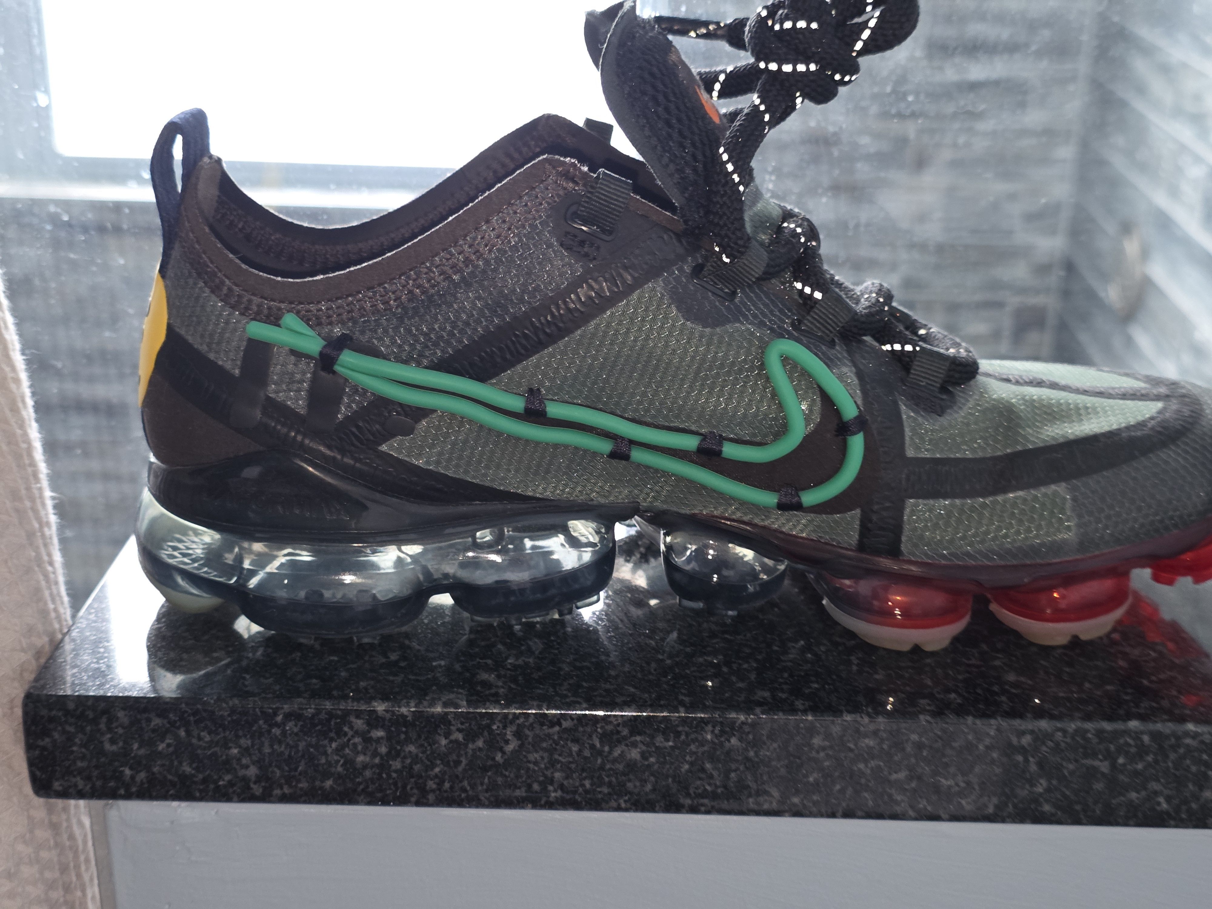 Cactus Plant Flea Market × Nike Vapormax nike x cpfm Size US 11 / EU 44 - 4 Thumbnail