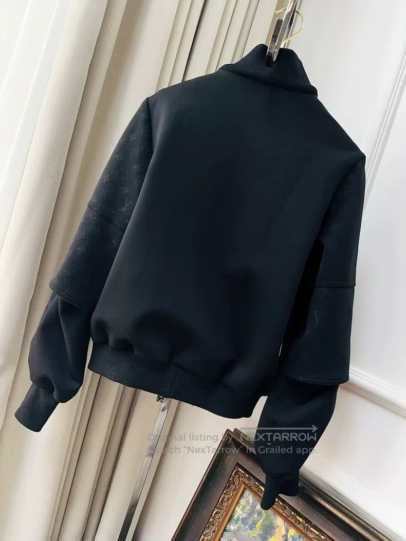 Louis Vuitton Louis Vuitton Black long-sleeve zip-up jacket with full-pr Size XS / US 0-2 / IT 36-38 - 8 Thumbnail