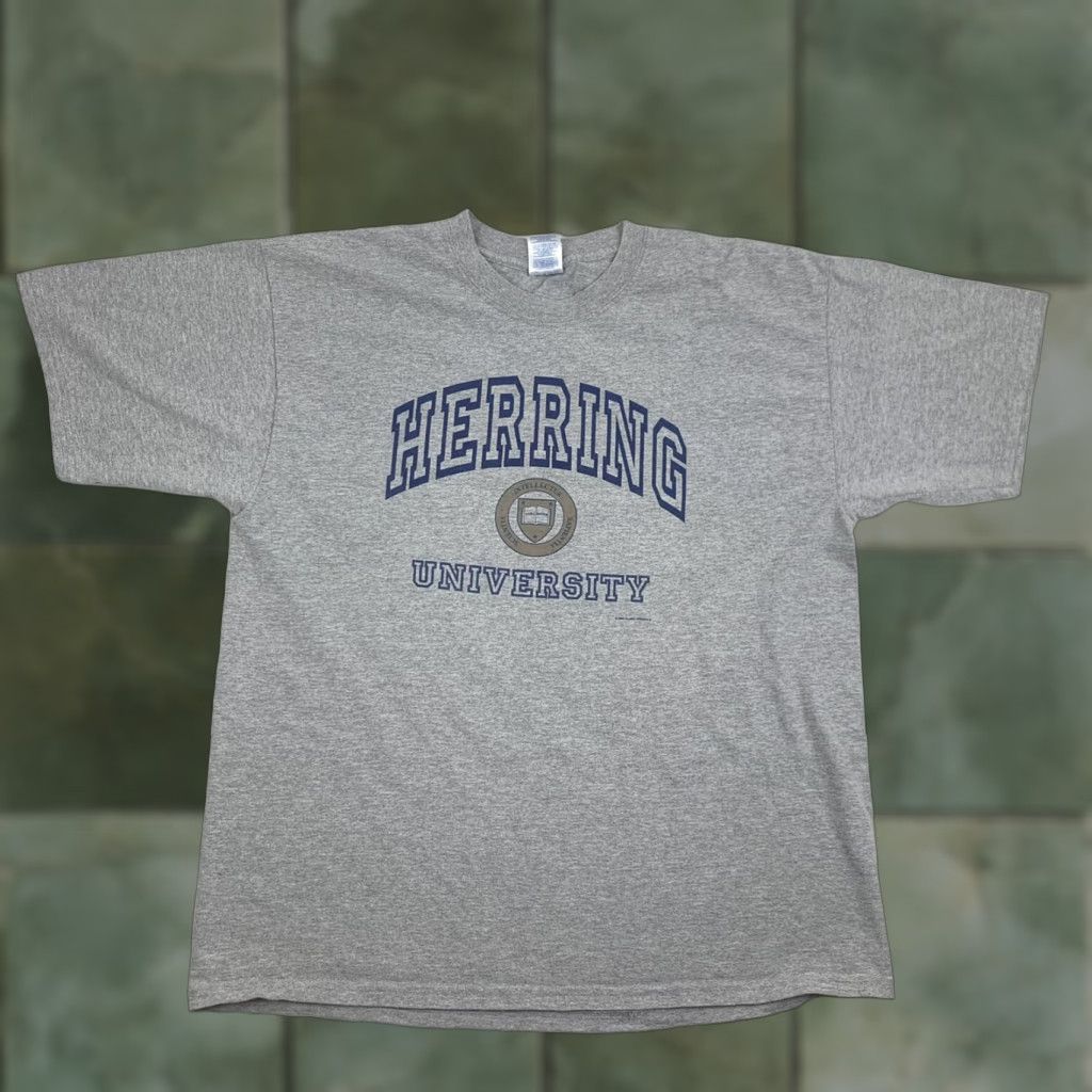 Gildan VINTAGE Herring University T Shirt Adult XL Gray College School 2002 Alumni Size US XL / EU 56 / 4 - 1 Thumbnail
