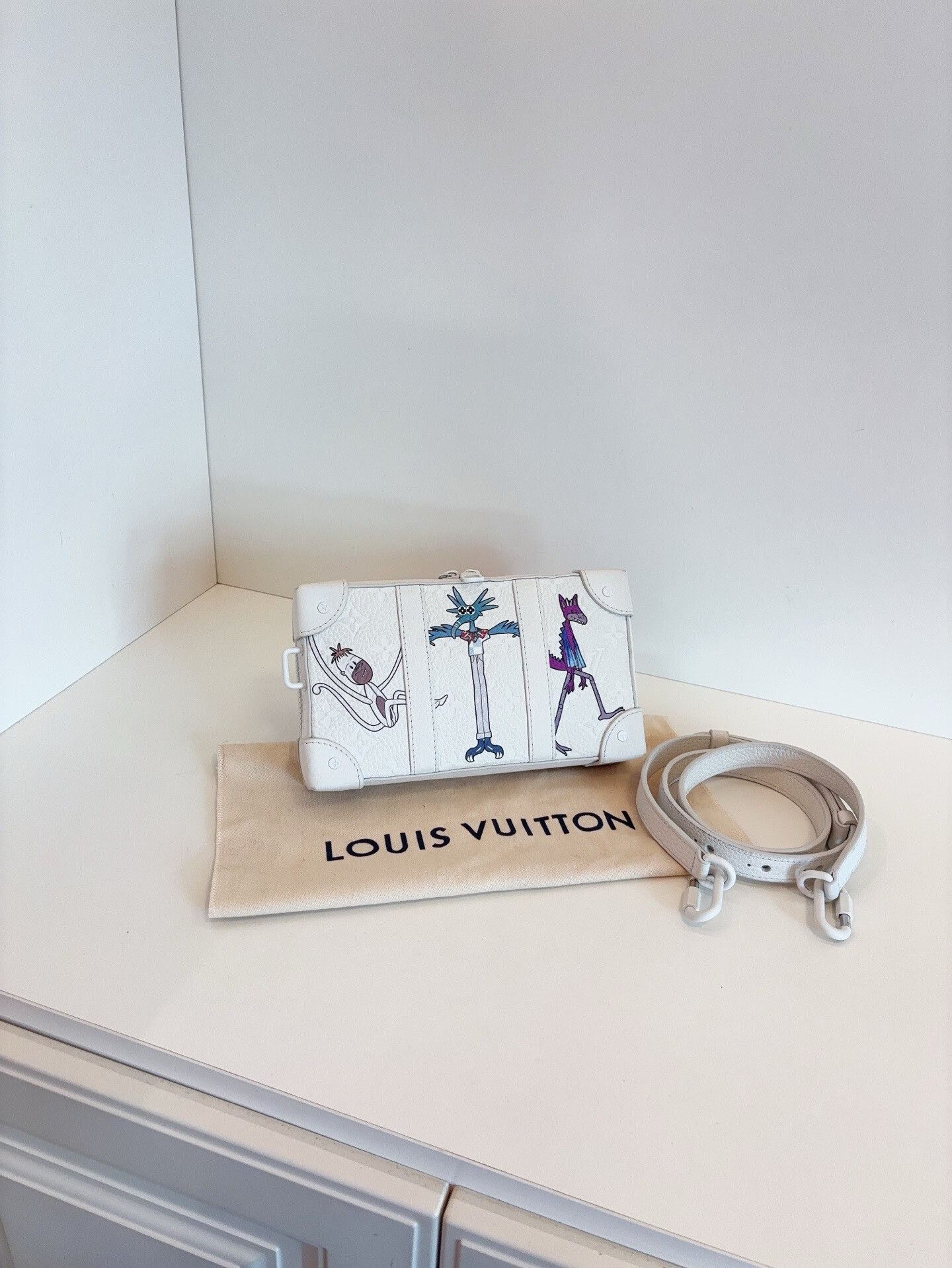 Louis Vuitton Pre-loved Bag Very good condition Size ONE SIZE - 1 Thumbnail
