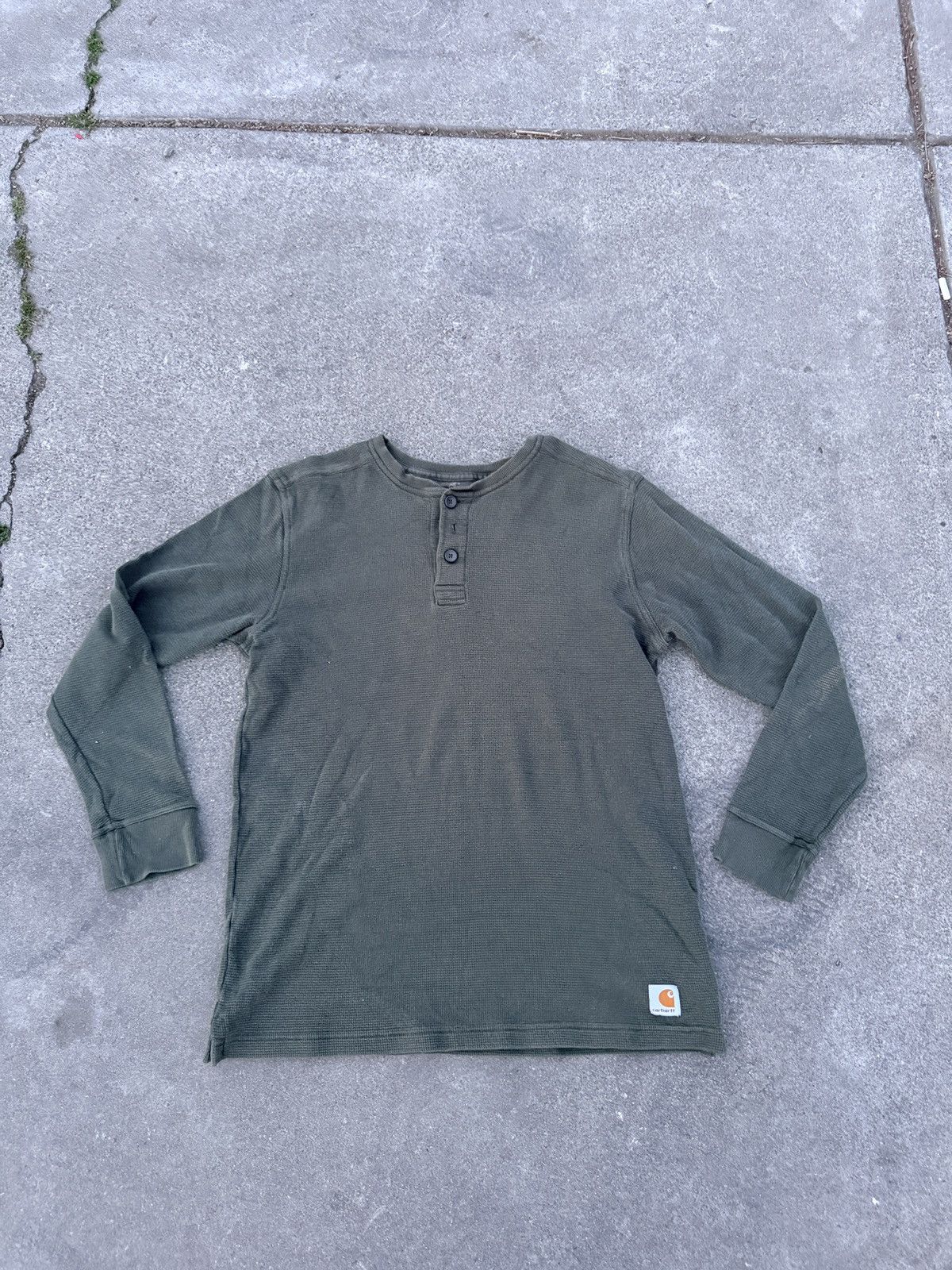 Carhartt Carhartt Men’s green long sleeve Henley shirt size Large Size US L / EU 52-54 / 3 - 1 Thumbnail
