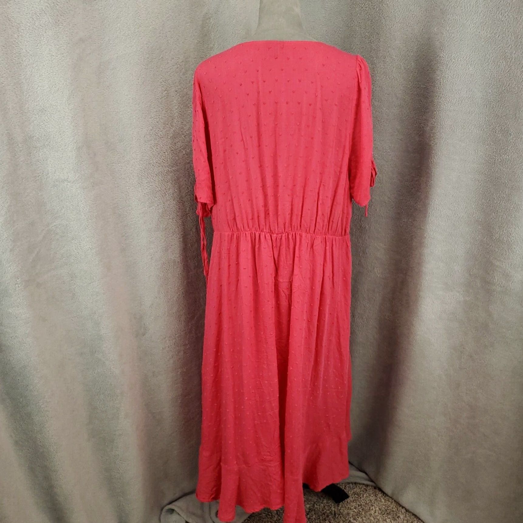 Torrid VINTAGE Torrid Dress Womens 2X Midi Pink Rayon Short Sleeve V-Neck Embroidered Ruffle Casual Size XXL / US 16-18 / IT 52-54 - 3 Thumbnail