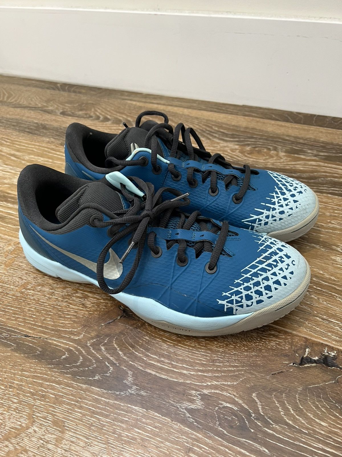 Nike Nike Zoom Kobe Venomenon 4 'Green Abyss' Size US 10.5 / EU 43-44 - 1 Thumbnail