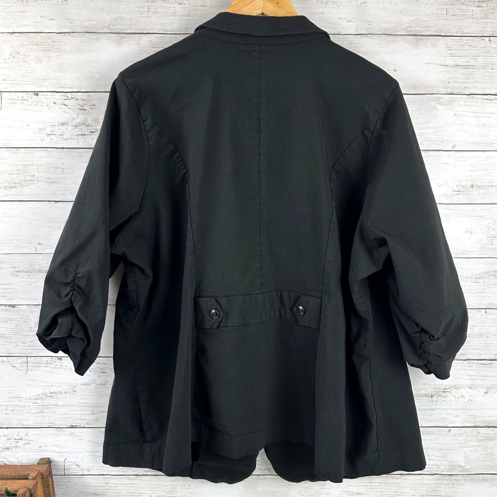 Torrid Torrid Stretch Blazer Womens Size 4 Black 3/4 Sleeve Button Closure Studio Lexington Millennium Classic Designer Convenience Stretch Jacket Size S / US 4 / IT 40 - 5 Thumbnail