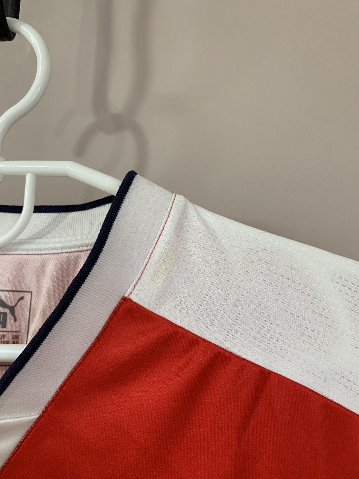 Puma ARSENAL FC 2016 2017 Puma shirt soccer jersey #9 el nino Size US XS / EU 42 / 0 - 5 Thumbnail