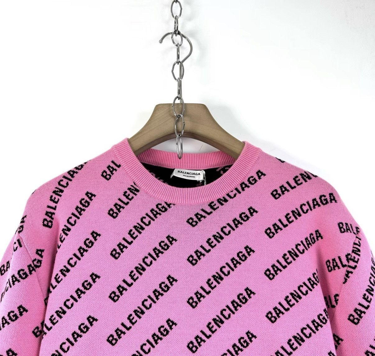 Balenciaga Balenciaga Black & Pink All-Over Logo Knit Sweater K12 Size S / US 4 / IT 40 - 3 Thumbnail