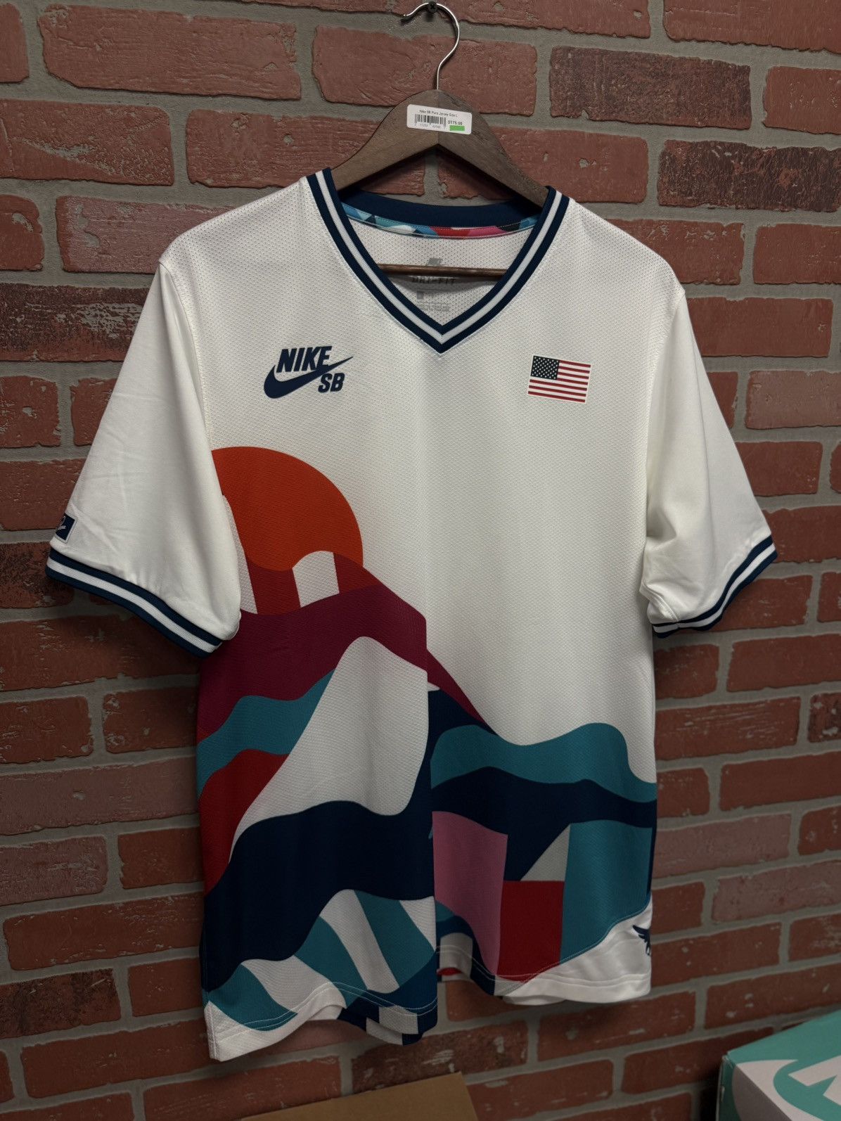 Nike RARE Nike SB x Para Jersey Size Large Clean 🧼 Size US L / EU 52-54 / 3 - 2 Thumbnail
