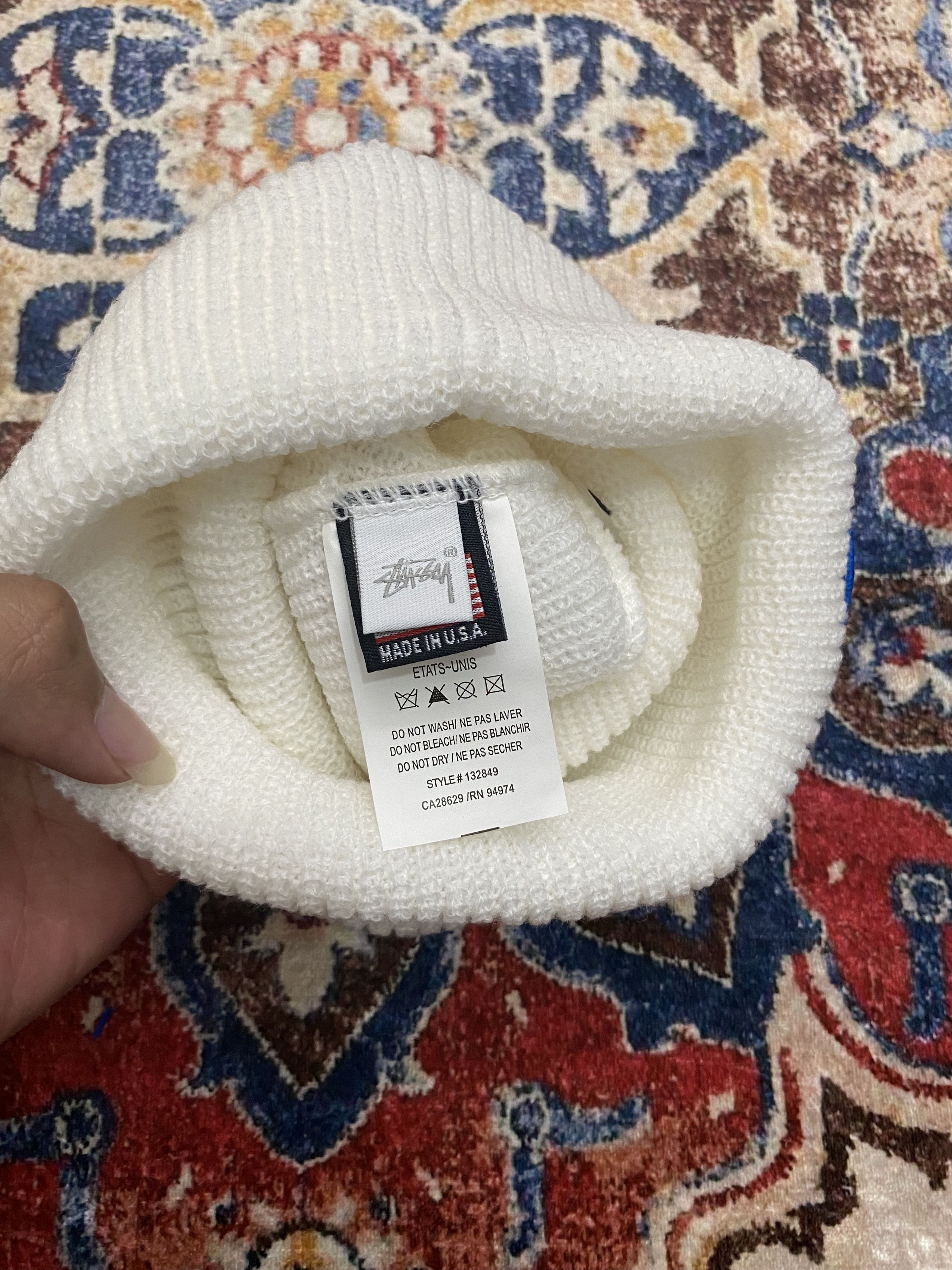 Stussy Stussy Oval Patch Cuff Beanie - White Size ONE SIZE - 3 Thumbnail