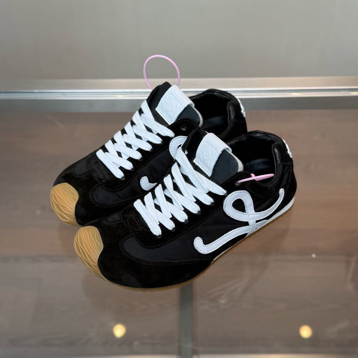 Loewe Loewe Running Black Lowtop Sneakers it_36 Women Size US 6 / IT 36 - 1 Thumbnail