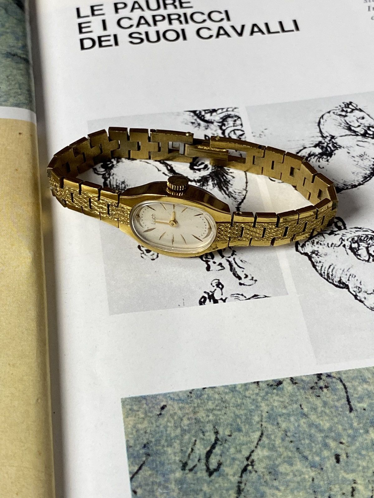 Japanese Brand Rare Retro Luch Watch Futuristic Avant Garde Japanese Style Size ONE SIZE - 6 Thumbnail