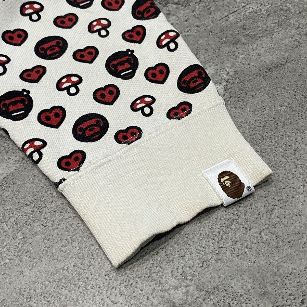 Bape Bape Baby Milo Valentine Hoodie Size US S / EU 44-46 / 1 - 5 Thumbnail