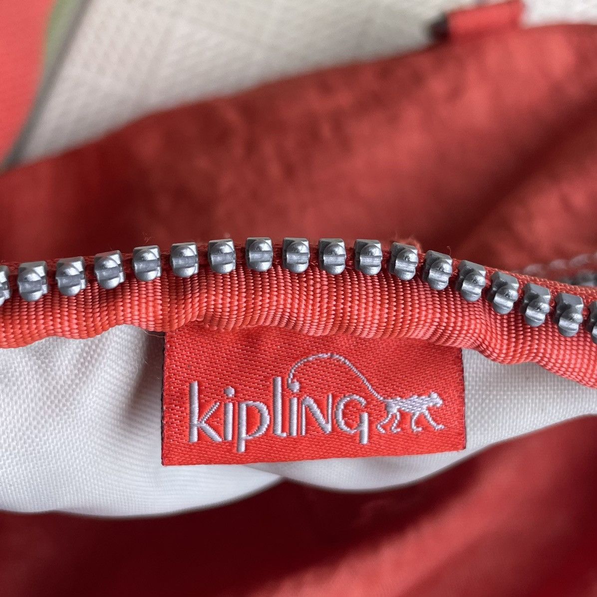 Japanese Brand 🔥 RARE KIPLING CANDY 2-WAY CROSSBODY Size ONE SIZE - 13 Thumbnail