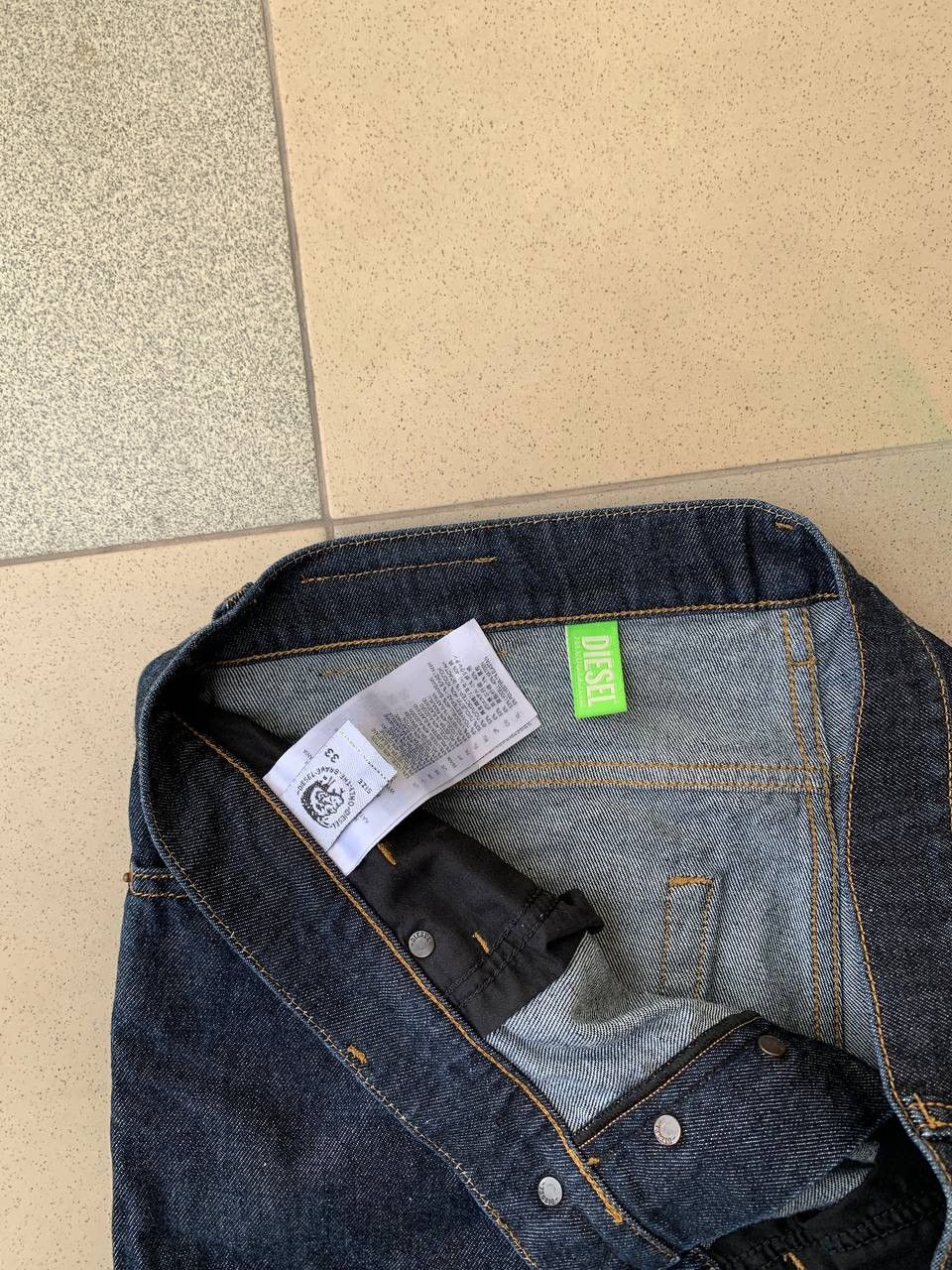 Diesel × Japanese Brand Vintage Diesel Jeans slim D-strukt Stretch Red Logo Size US 33 - 10 Thumbnail