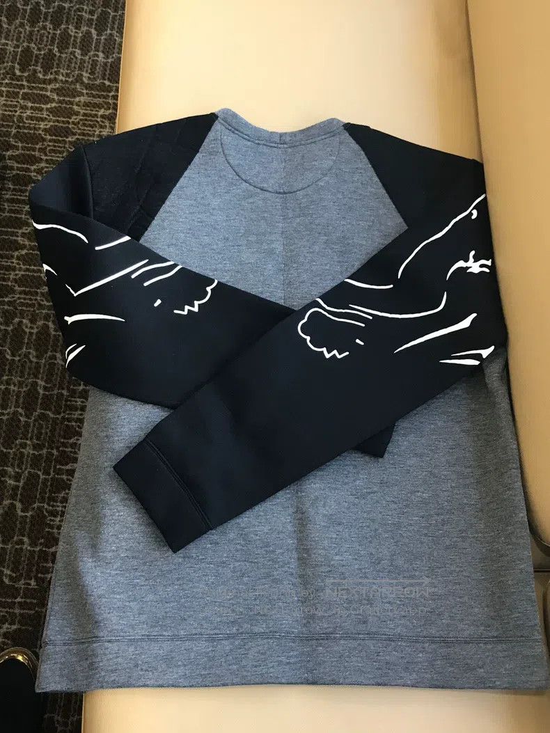 Valentino Valentino Men's space cotton sweatshirt Size US M / EU 48-50 / 2 - 5 Thumbnail