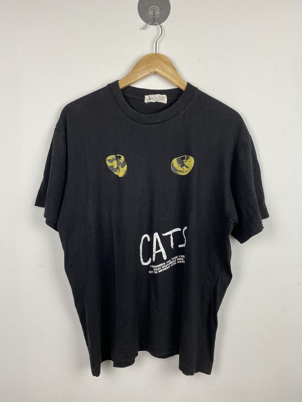 Other Cats Movie T-shirt Size US L / EU 52-54 / 3 - 1 Thumbnail